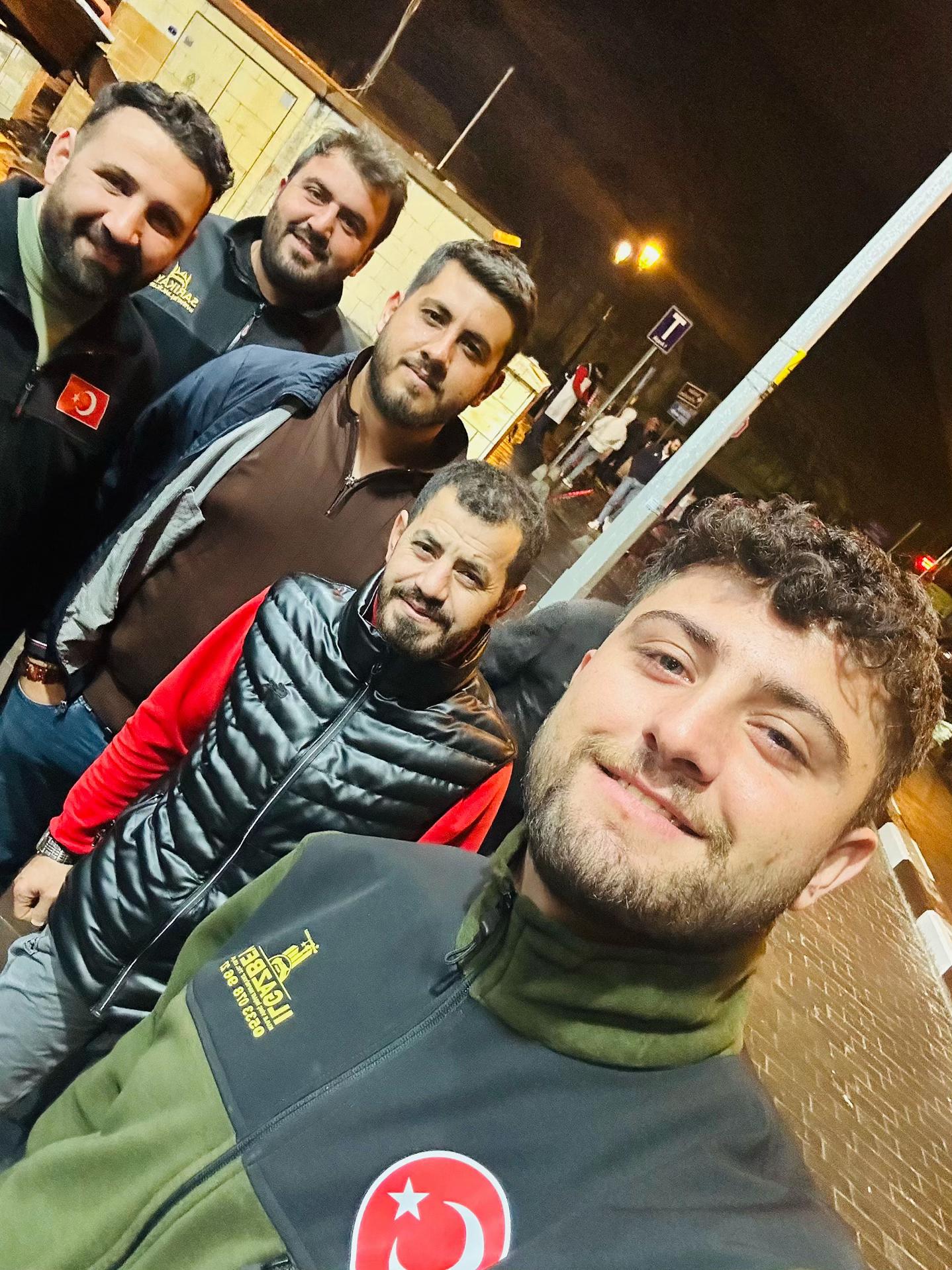 @A L İ S A R I K A Y A