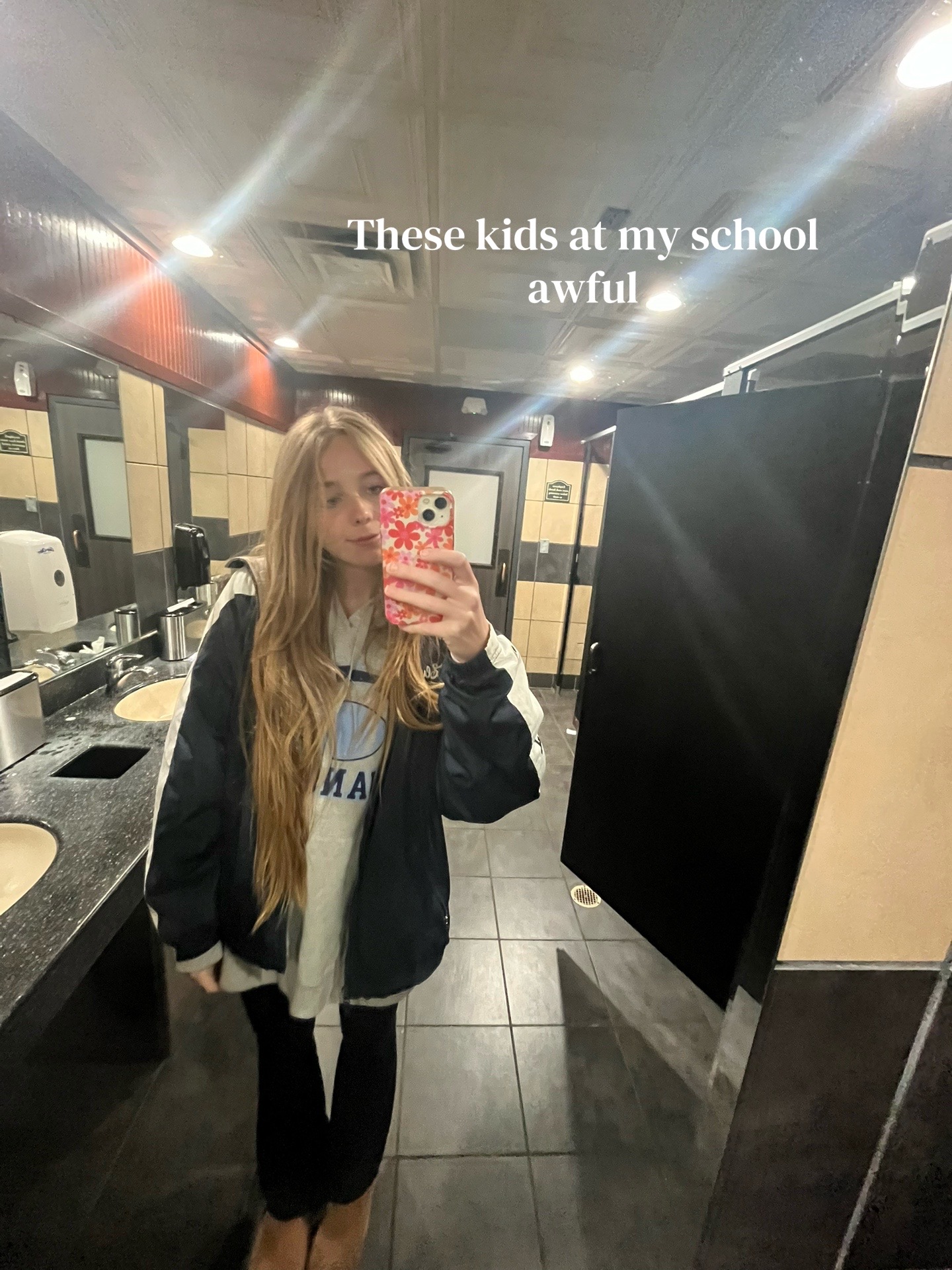 @ellyscottR