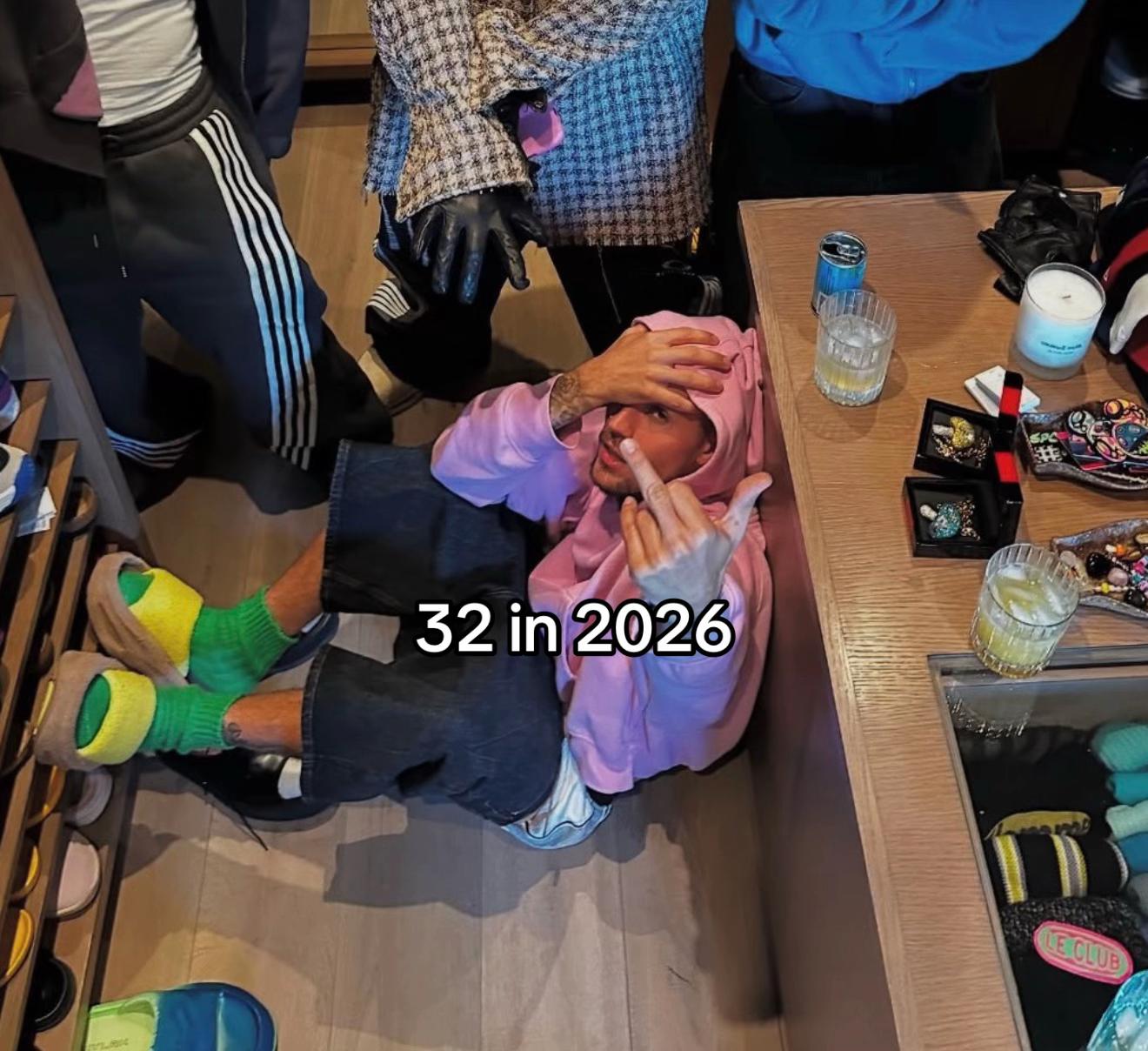 @b̶i̶z̶z̶l̶e̶™