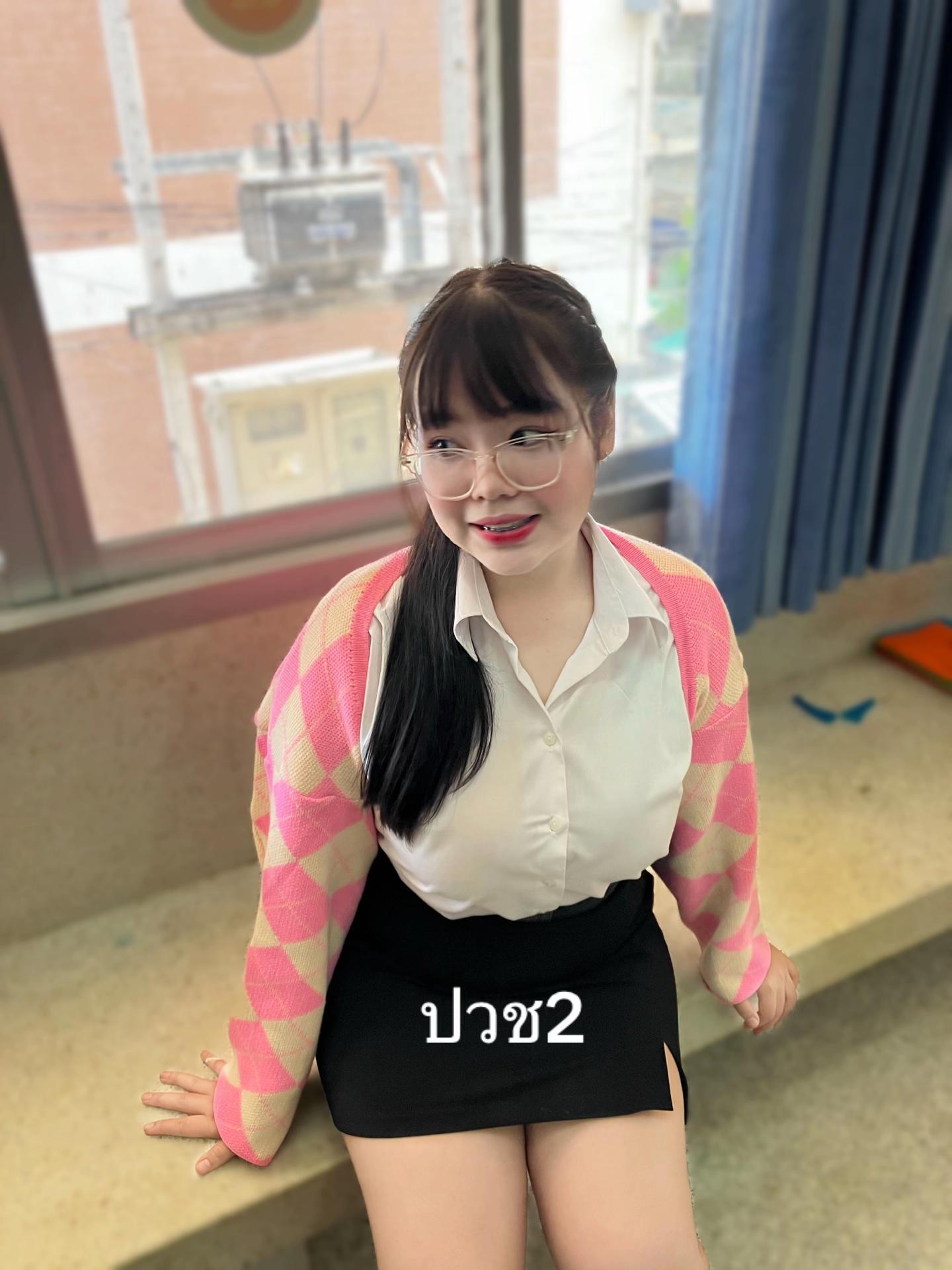 @ปิ่นที่แก้มแดงๆ