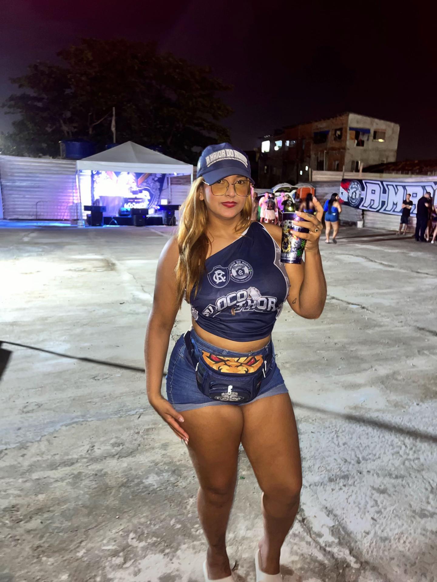 @Yara Leão