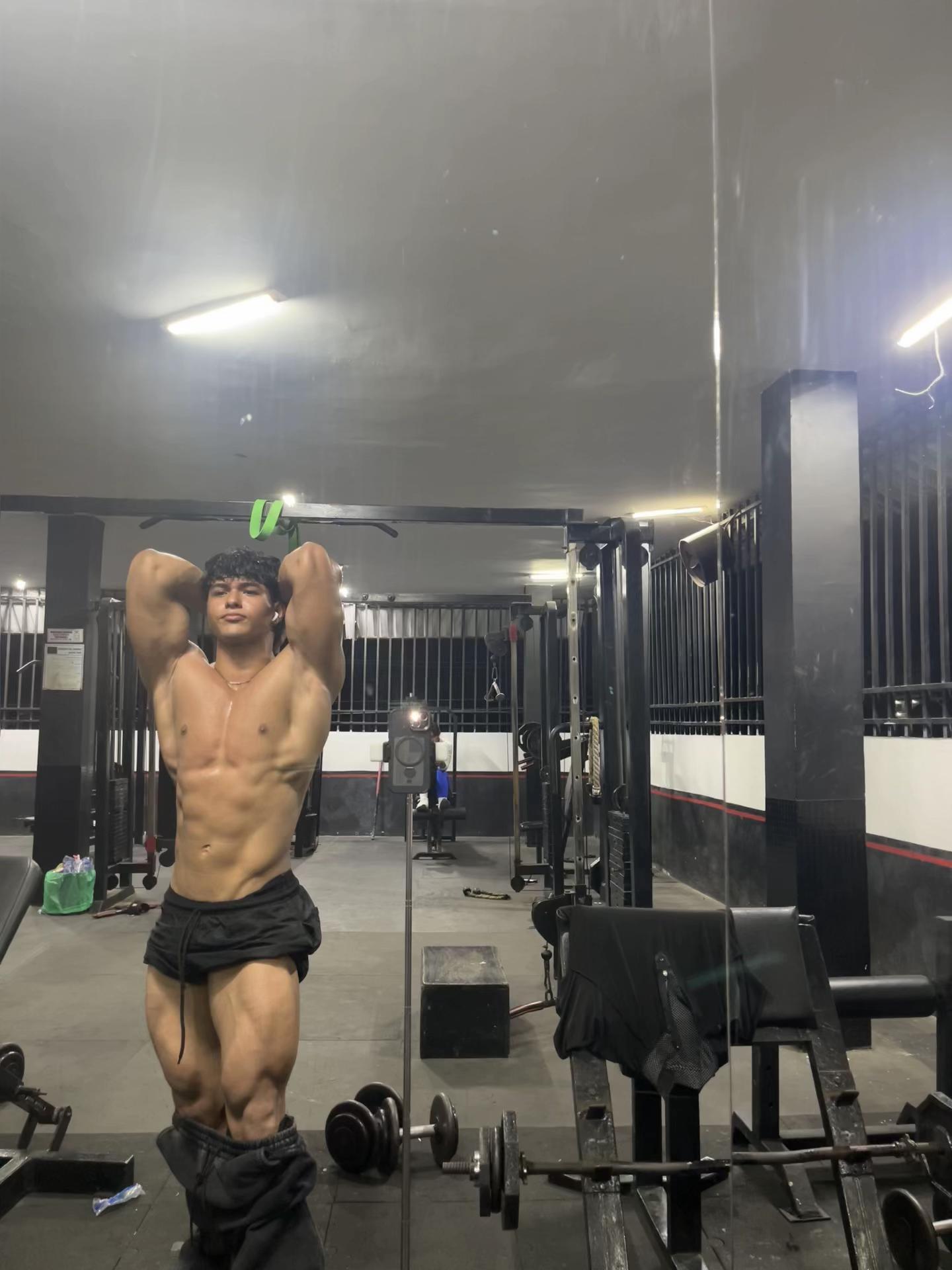 @Julián Arriola