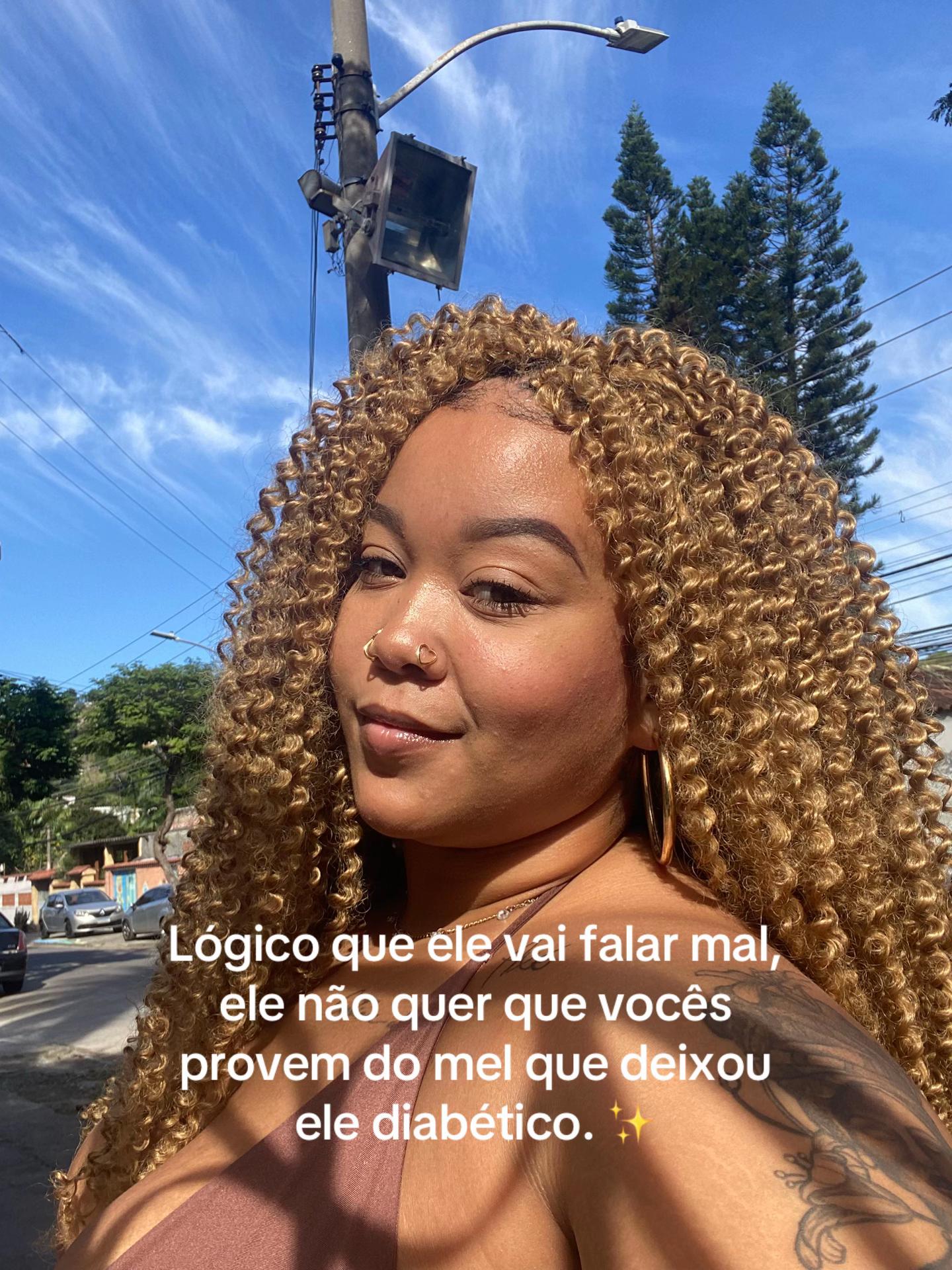 @Laryssa Victoria