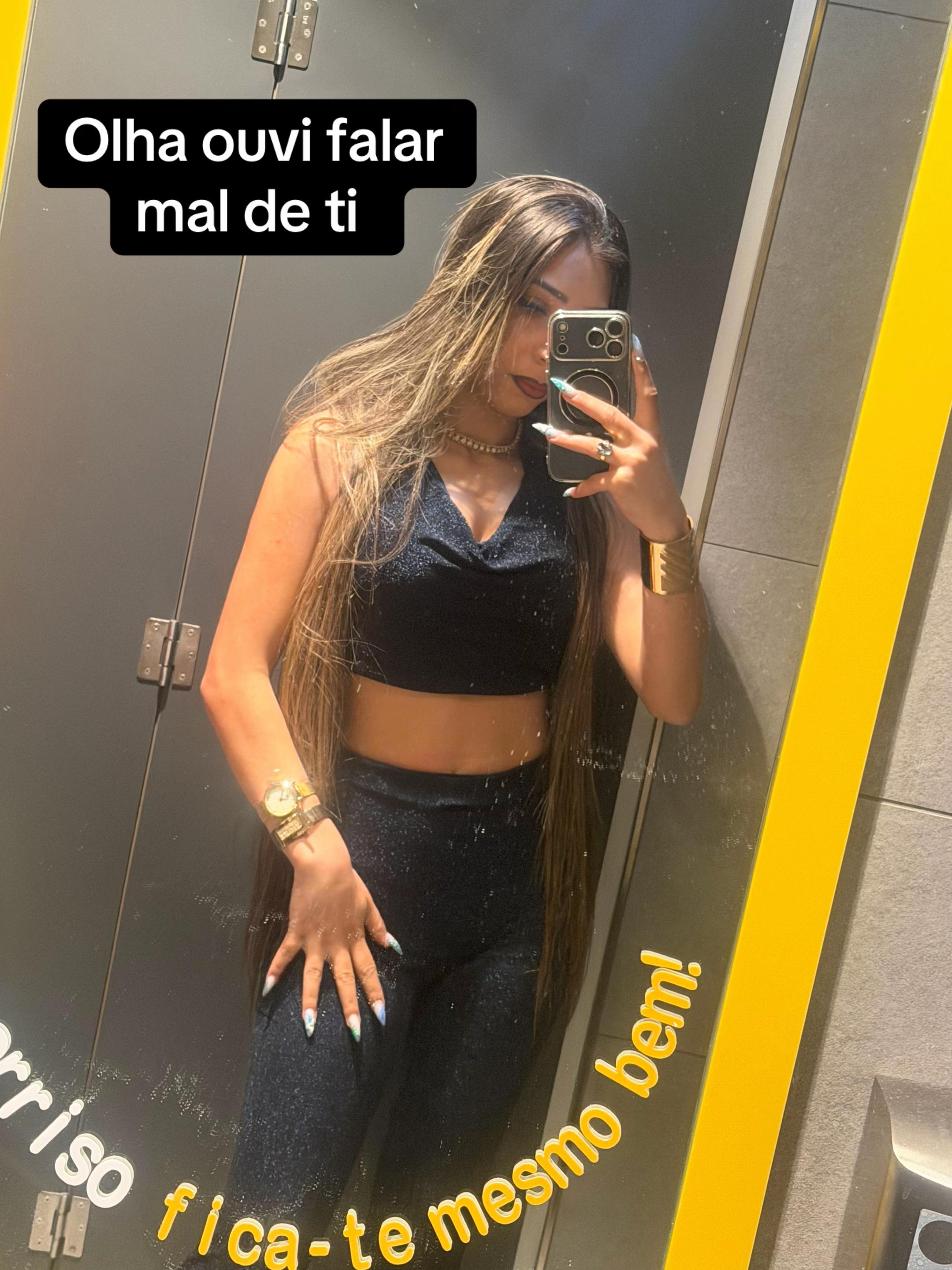 @Lisandra_17