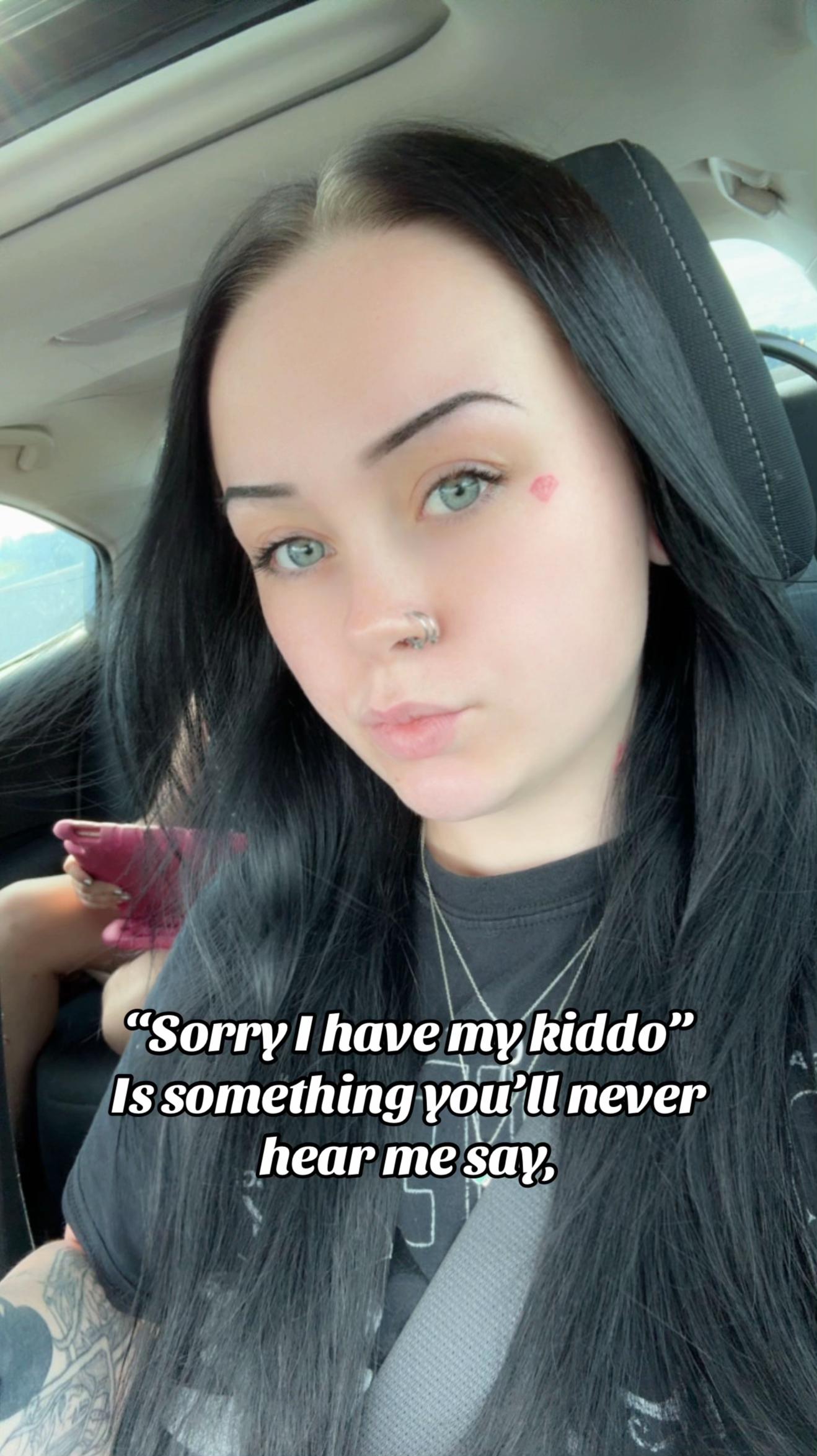 @Jasmine💋🕸️