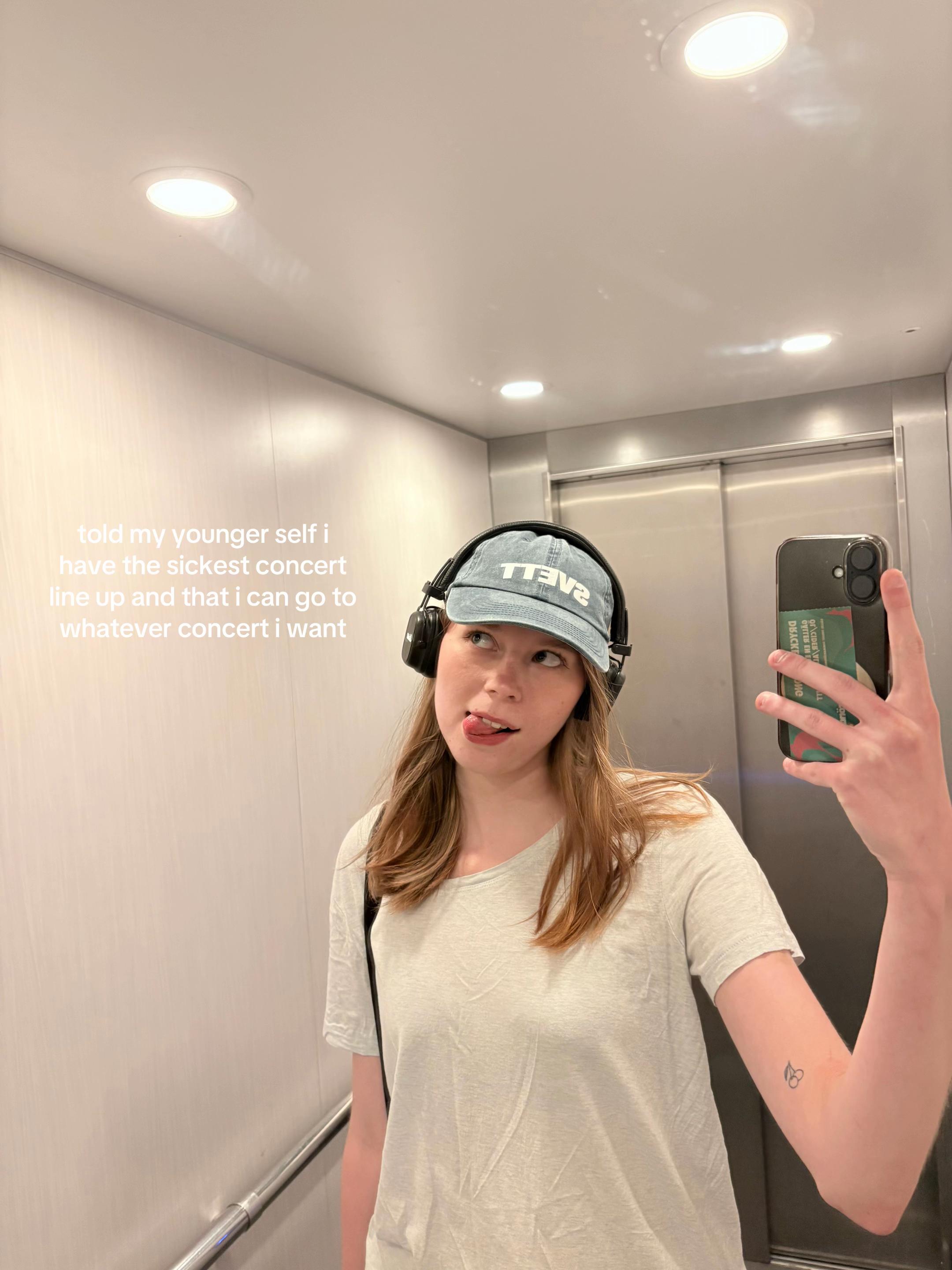 @clara 𝜗𝜚