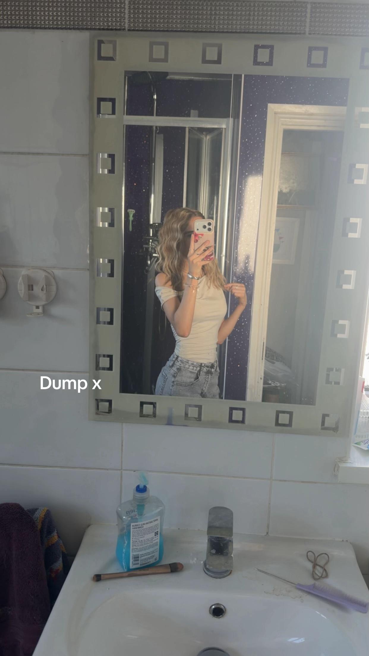 @𝐄𝐦𝐢𝐥𝐲 🤍