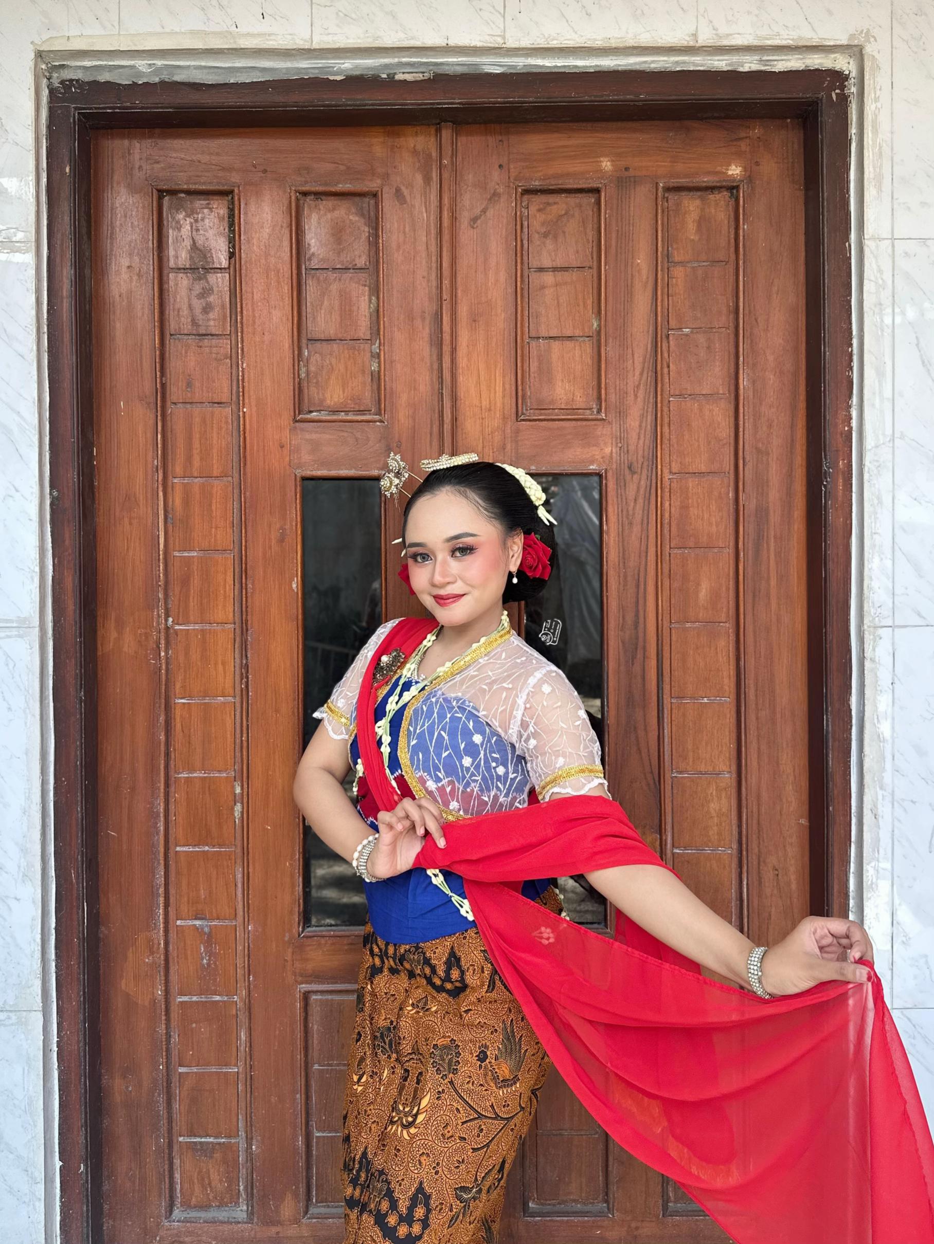 @Ara Tiara