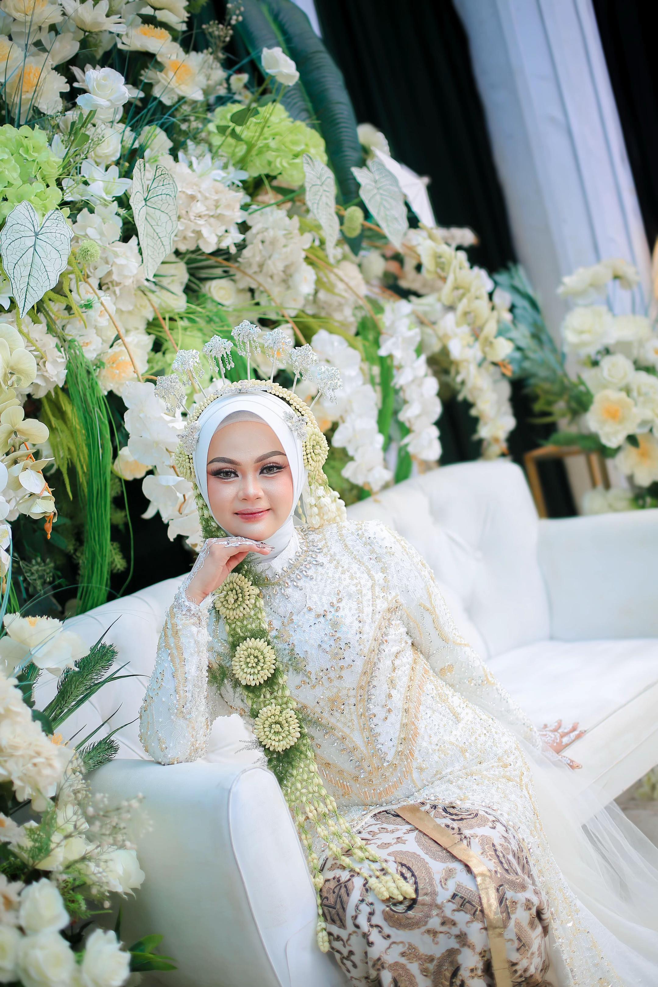 @HIEKMAA MAKE UP JEMBER