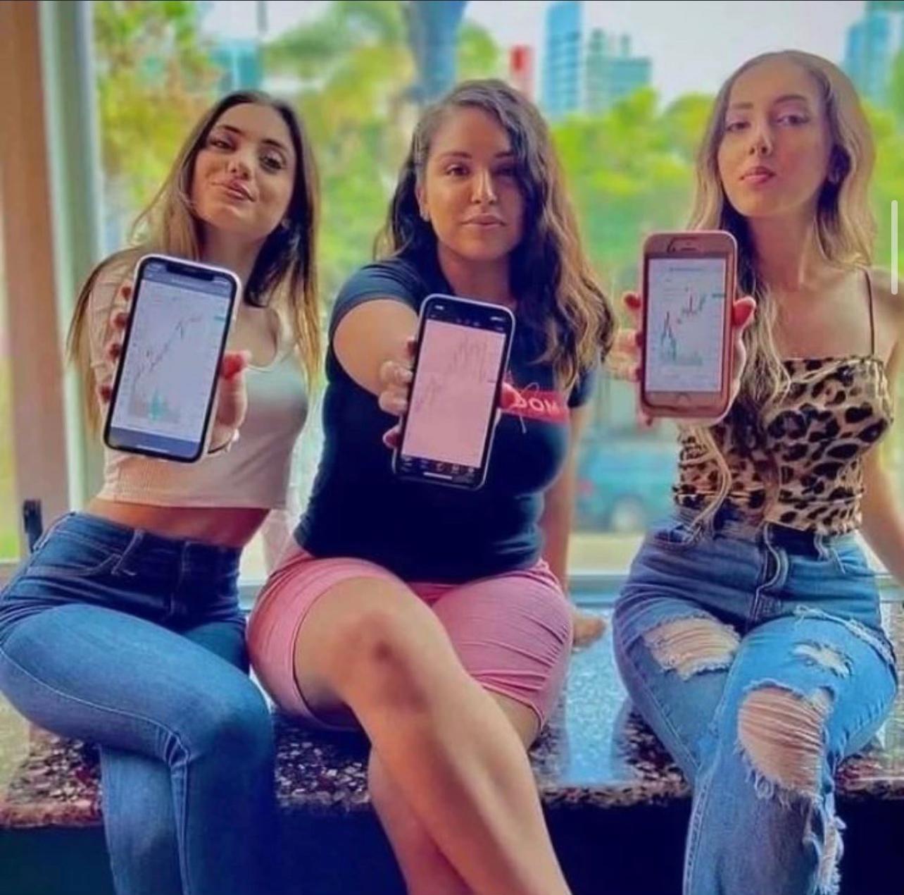 @Katrina 📊🖥️