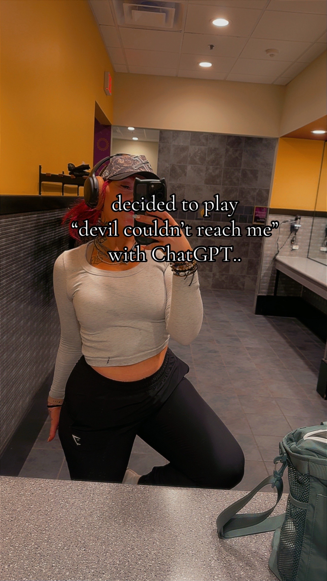@glowmothxo