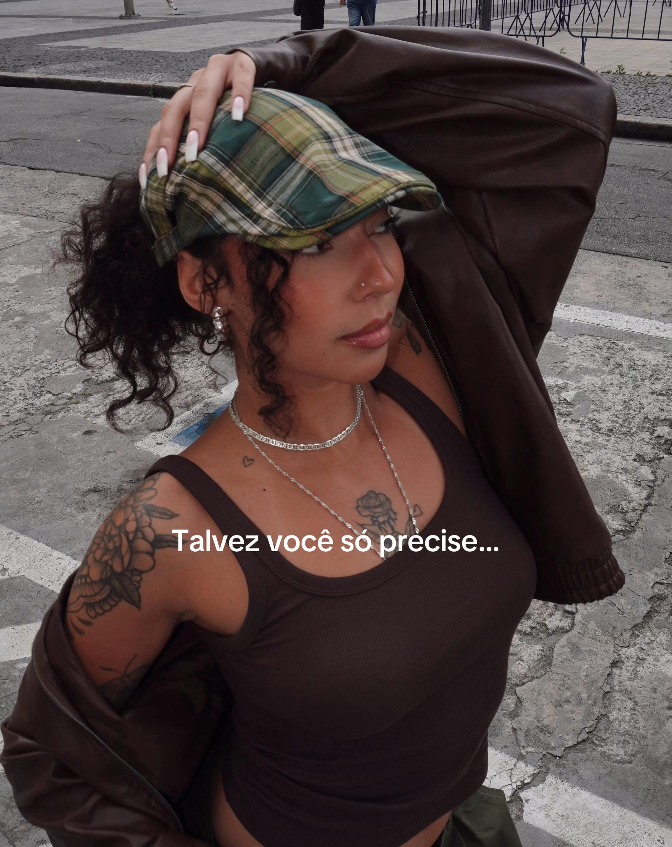 @Julia Aquino