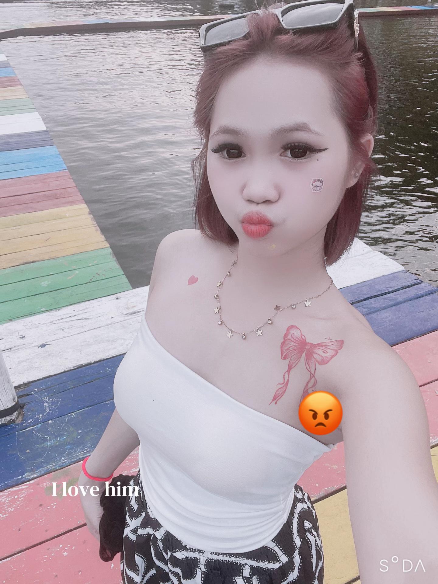 @Lyya