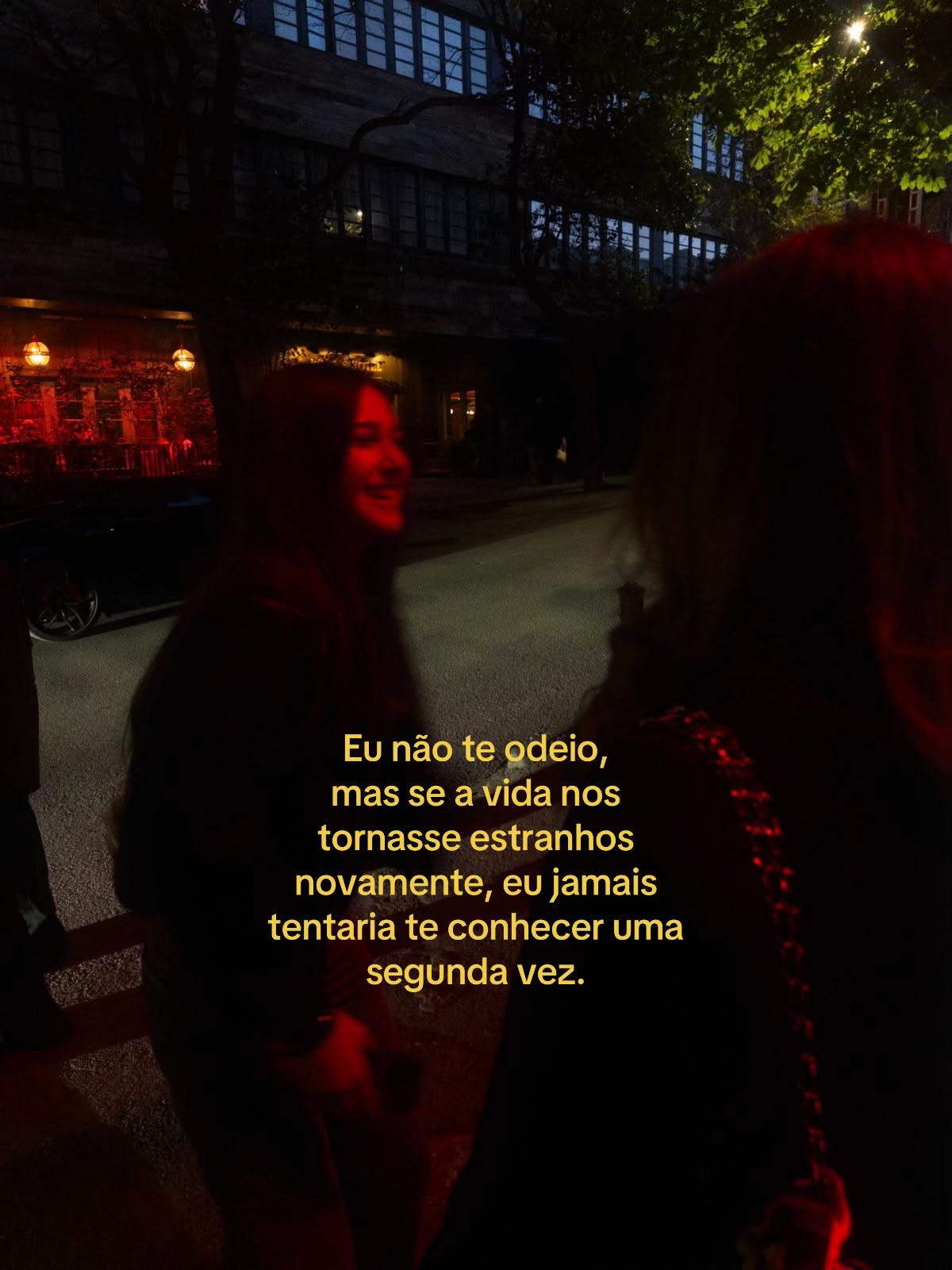@divoniicass