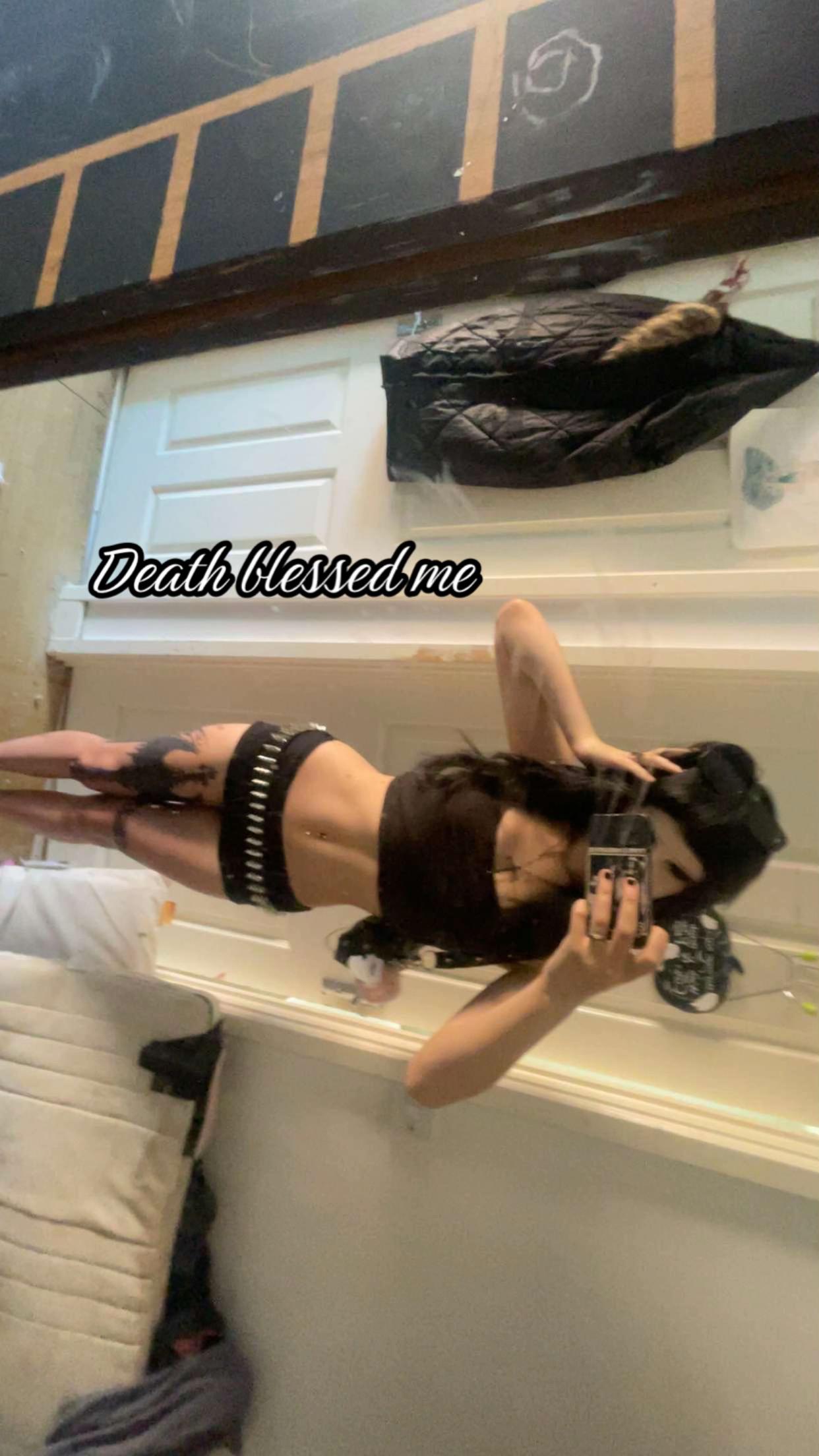 @𝒩💋