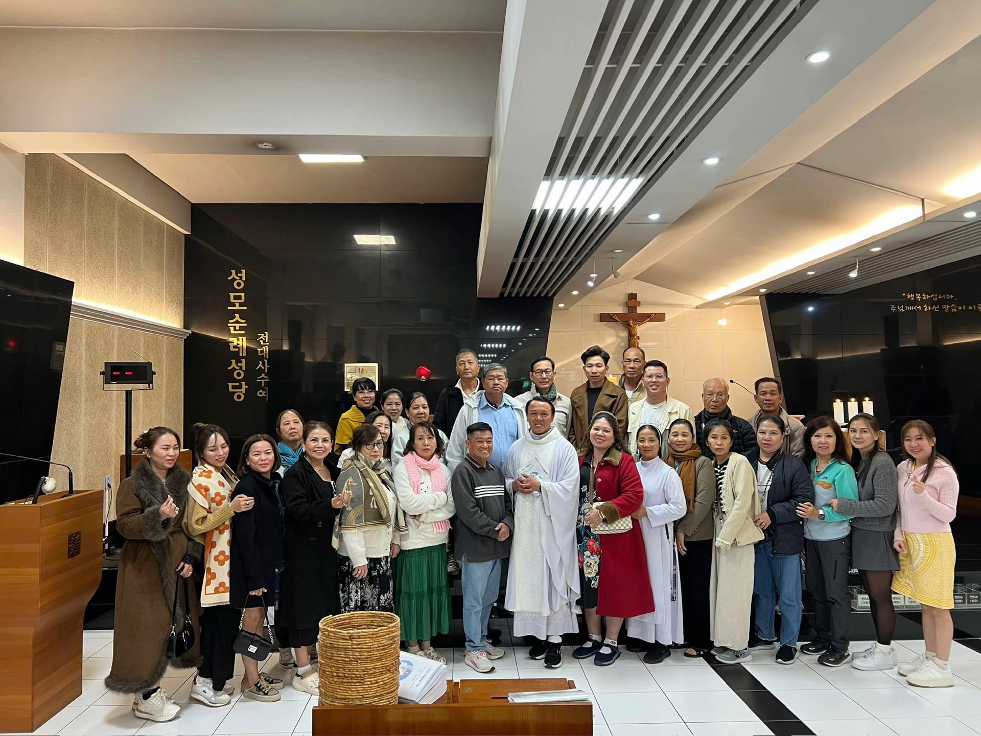 @Phương H&agrave;nh Hương C&ocirc;ng Gi&aacute;o