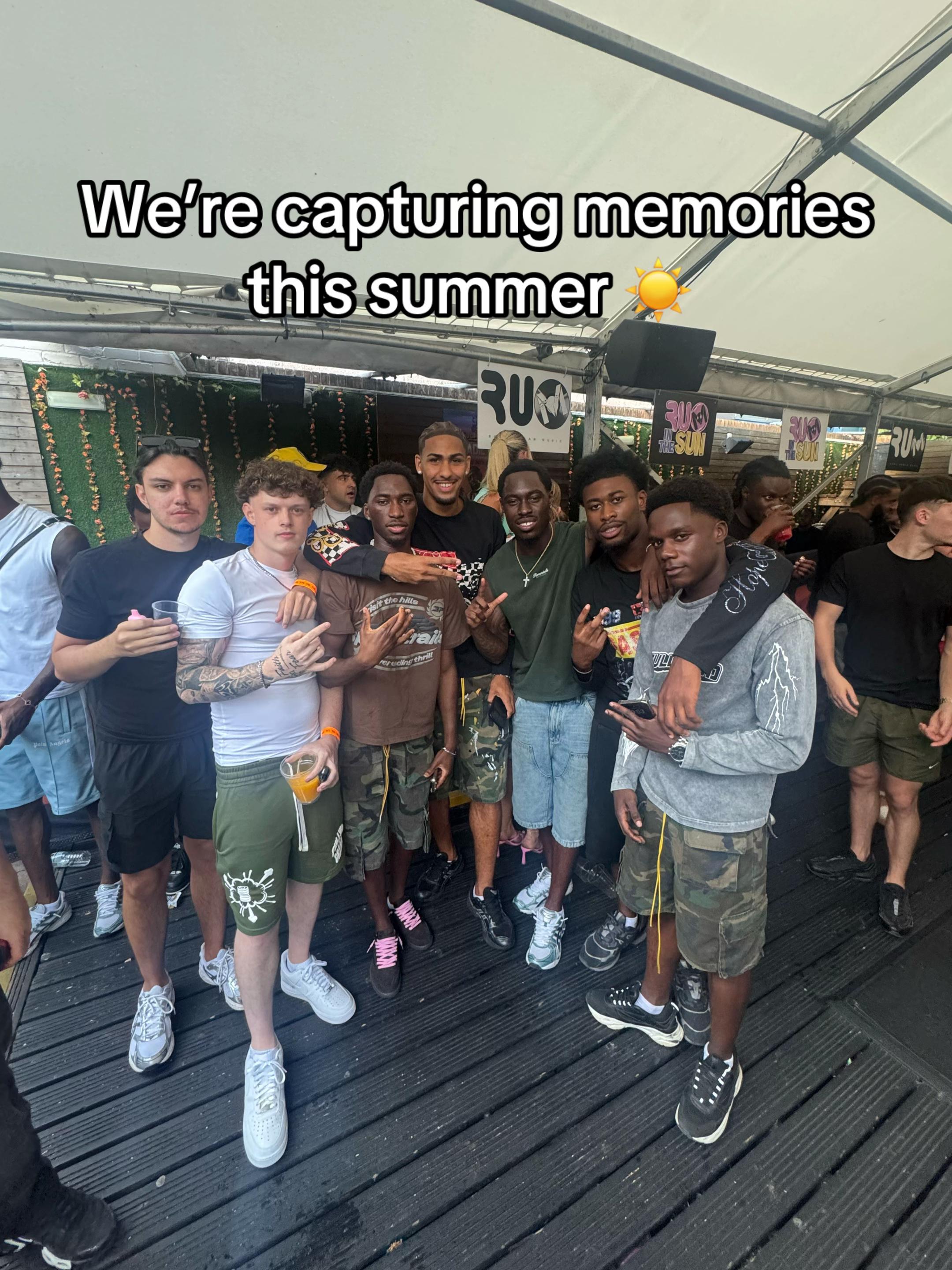 @D7