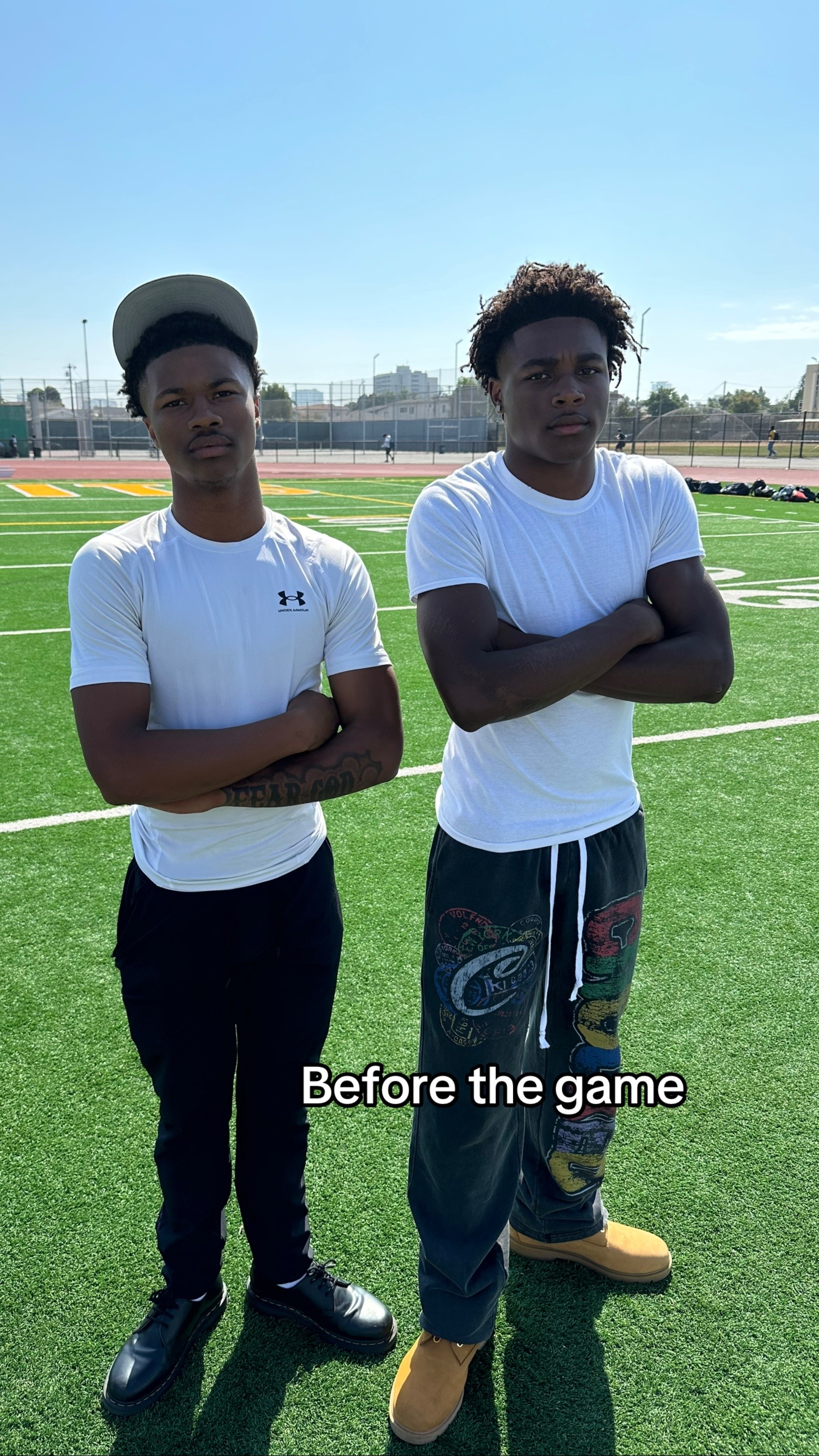@🧎🏾♂️➡️