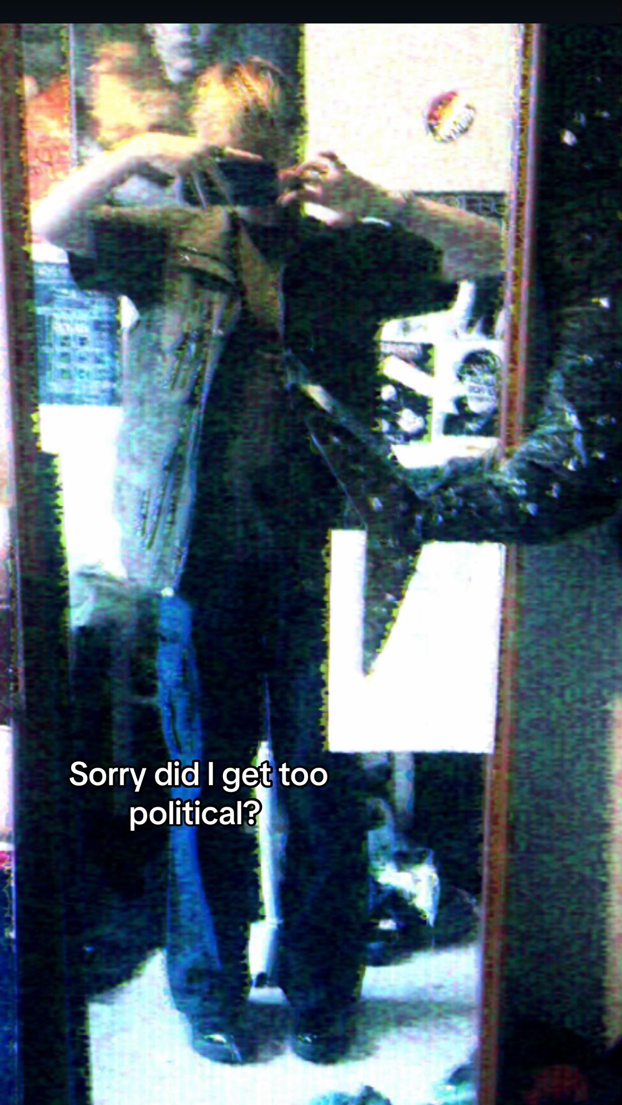 @chazza |-/
