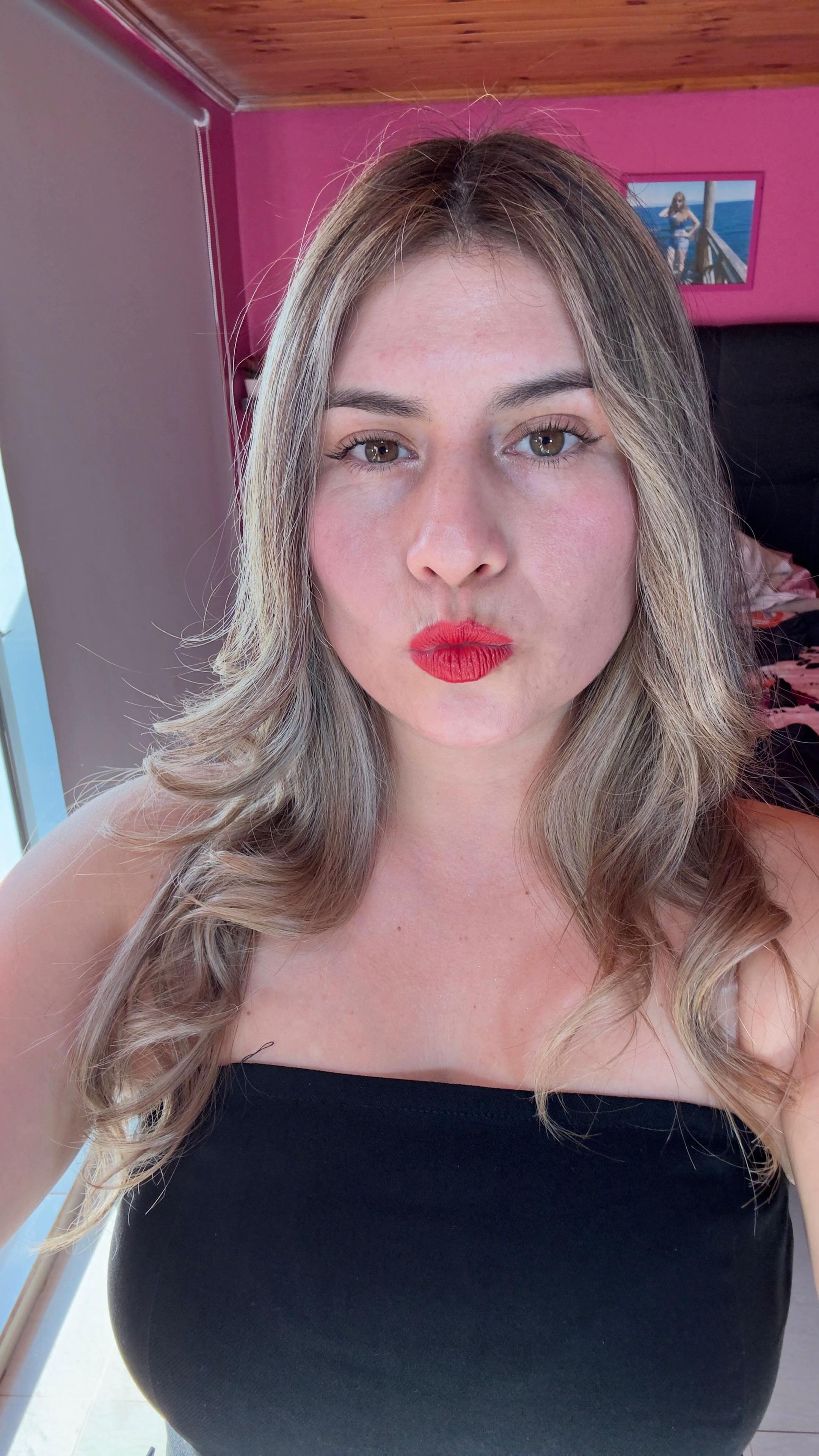 @Elizabeth_scarlet_29