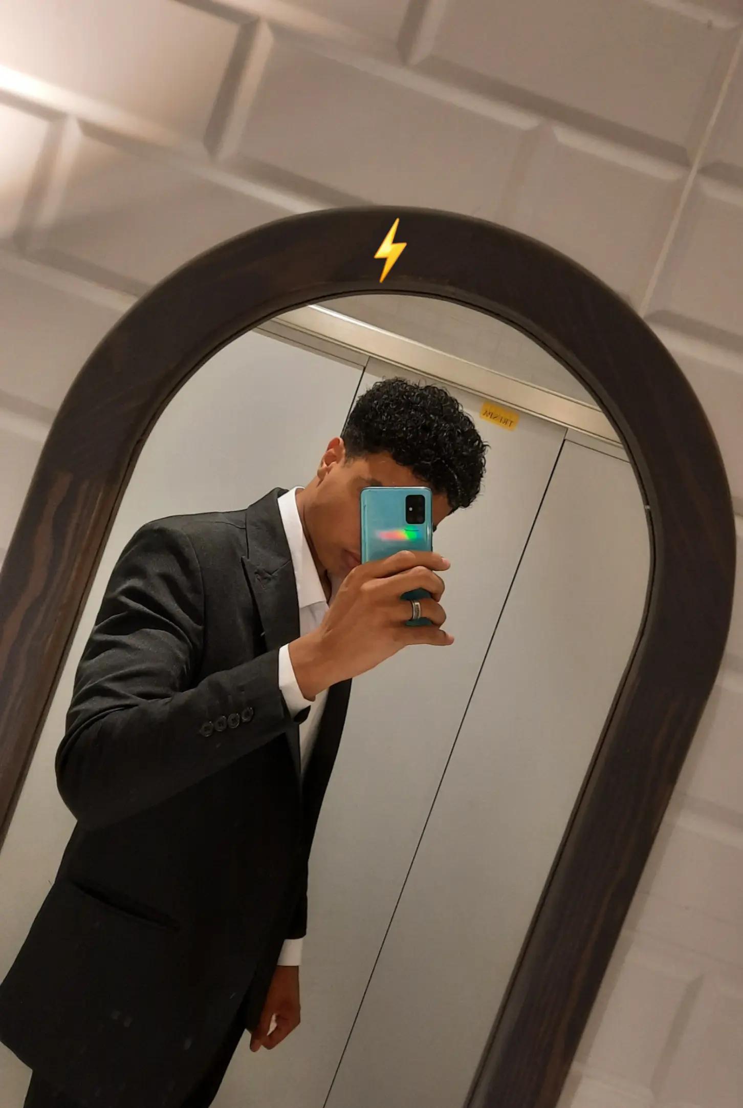 @𝕊 𝕖 𝕕 𝕆 𝕟 ⚡