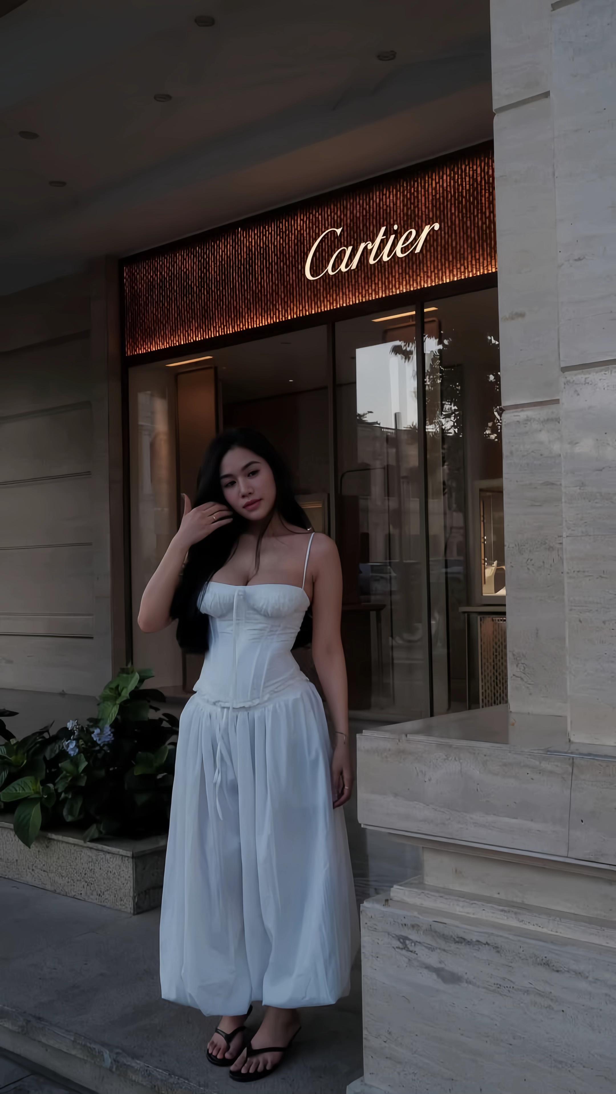 @AMI CHO THUÊ ĐỒ BRAND 👑