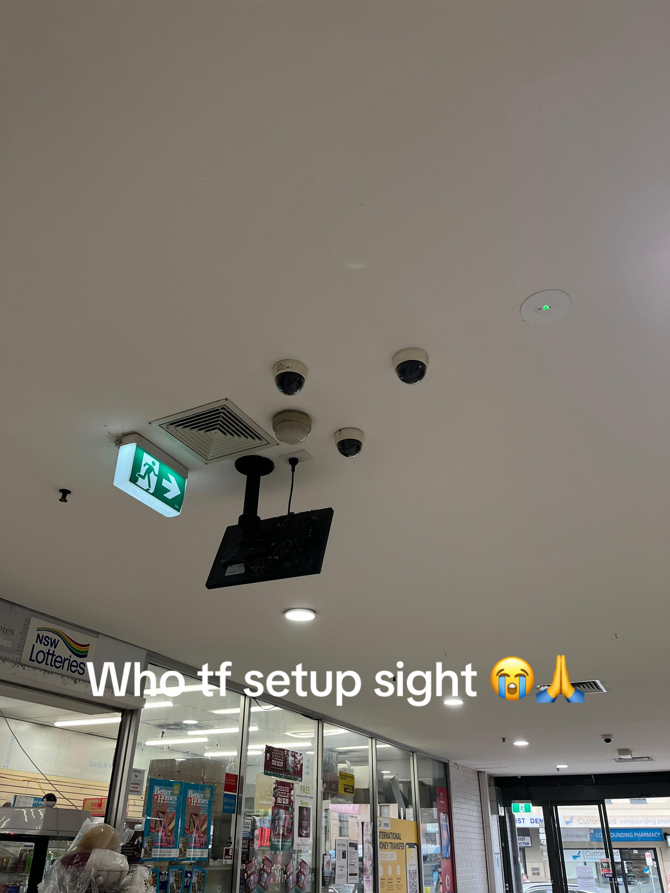 @🧇(:ʎƃƃos🧇