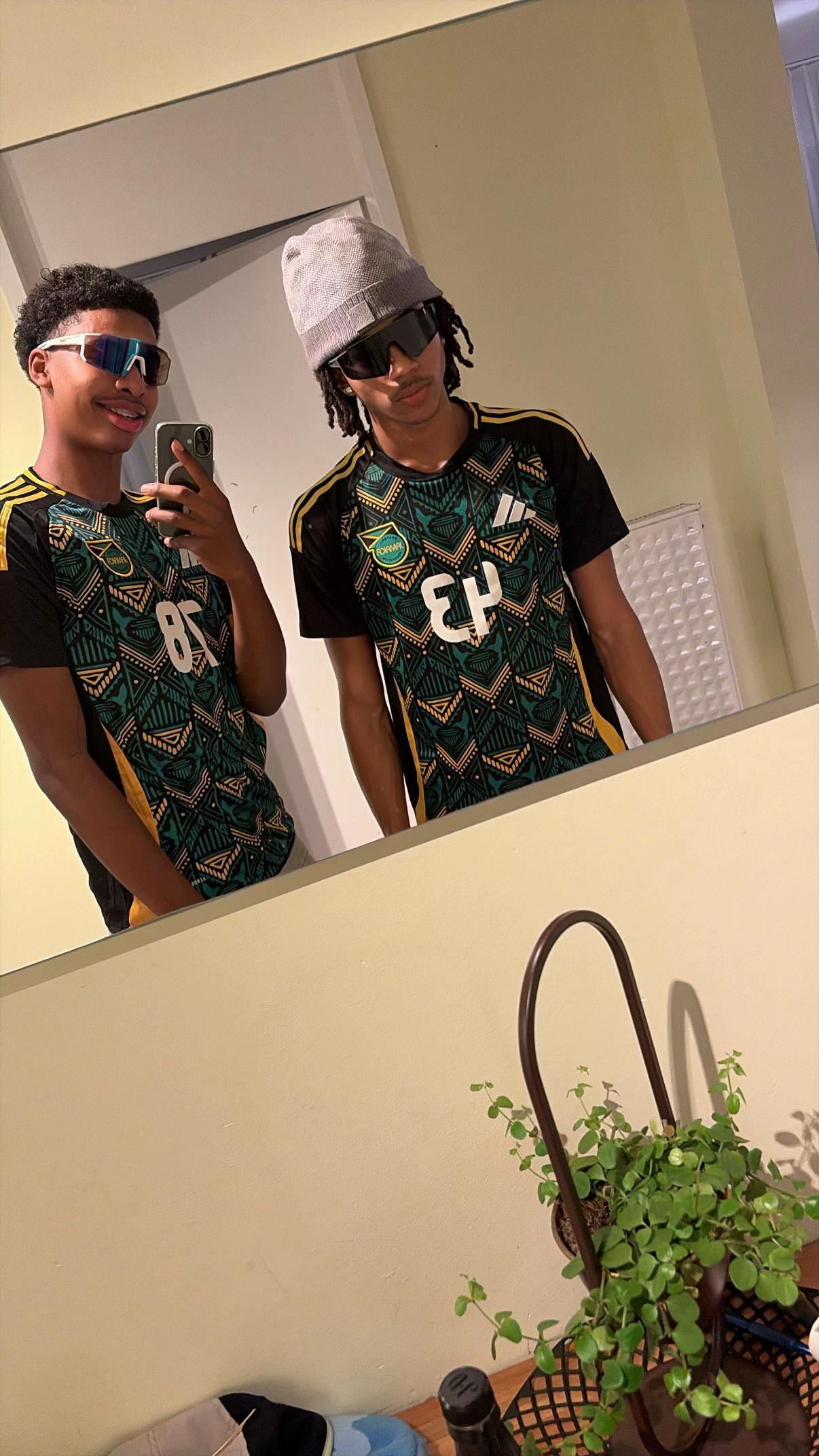 @Mk.2zz🇯🇲