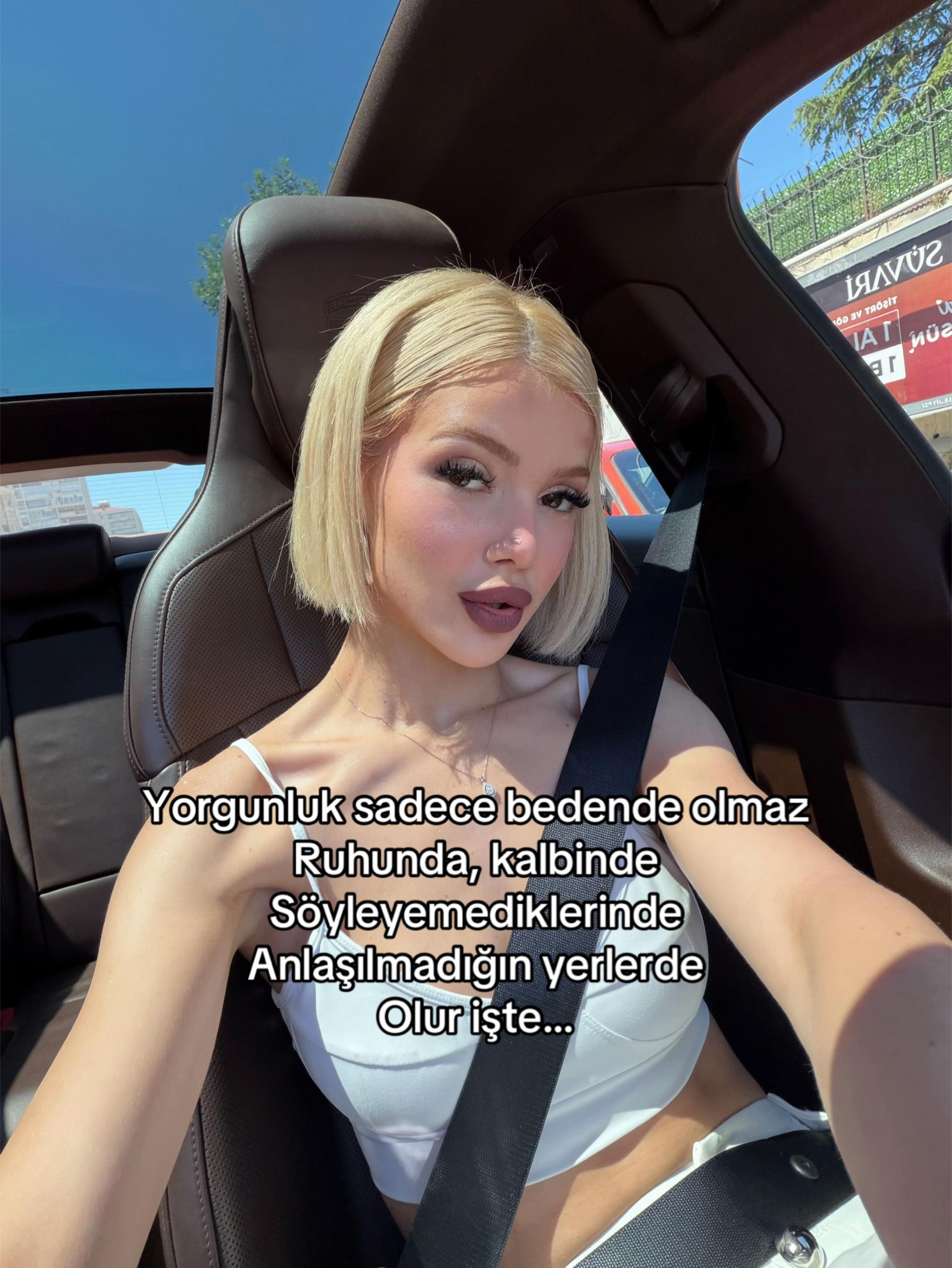 @Elisa