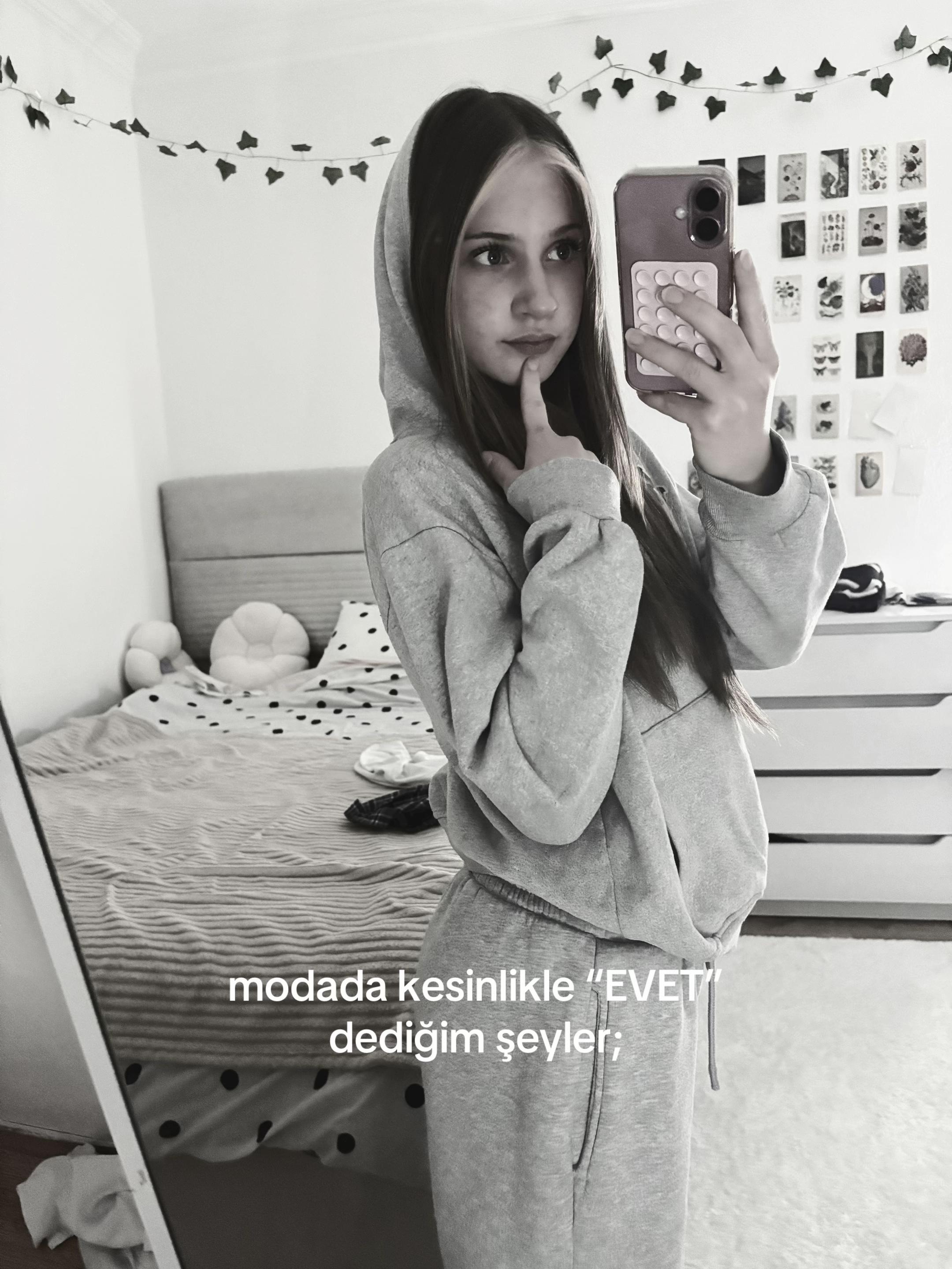 @✨