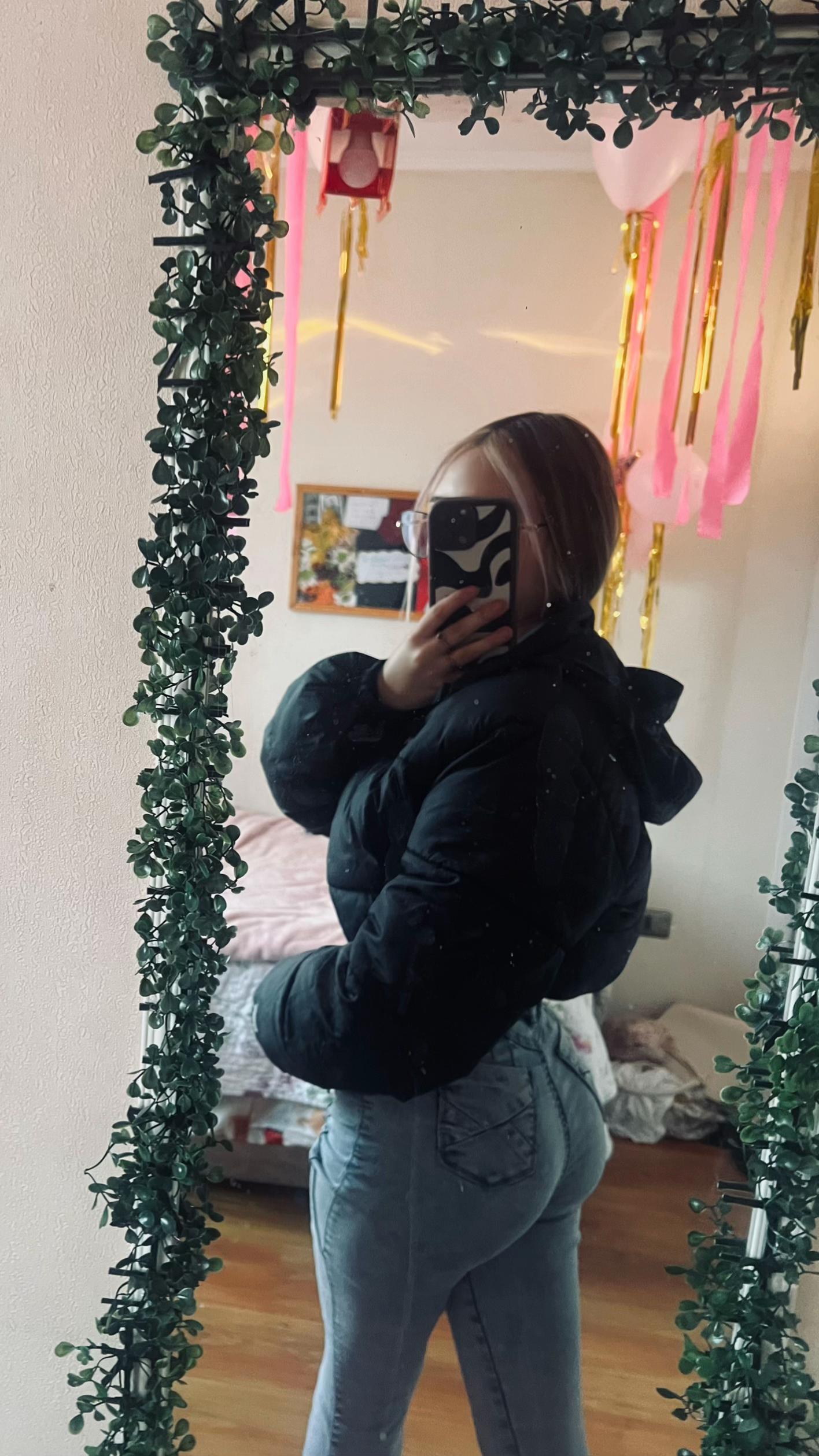 @77renatta