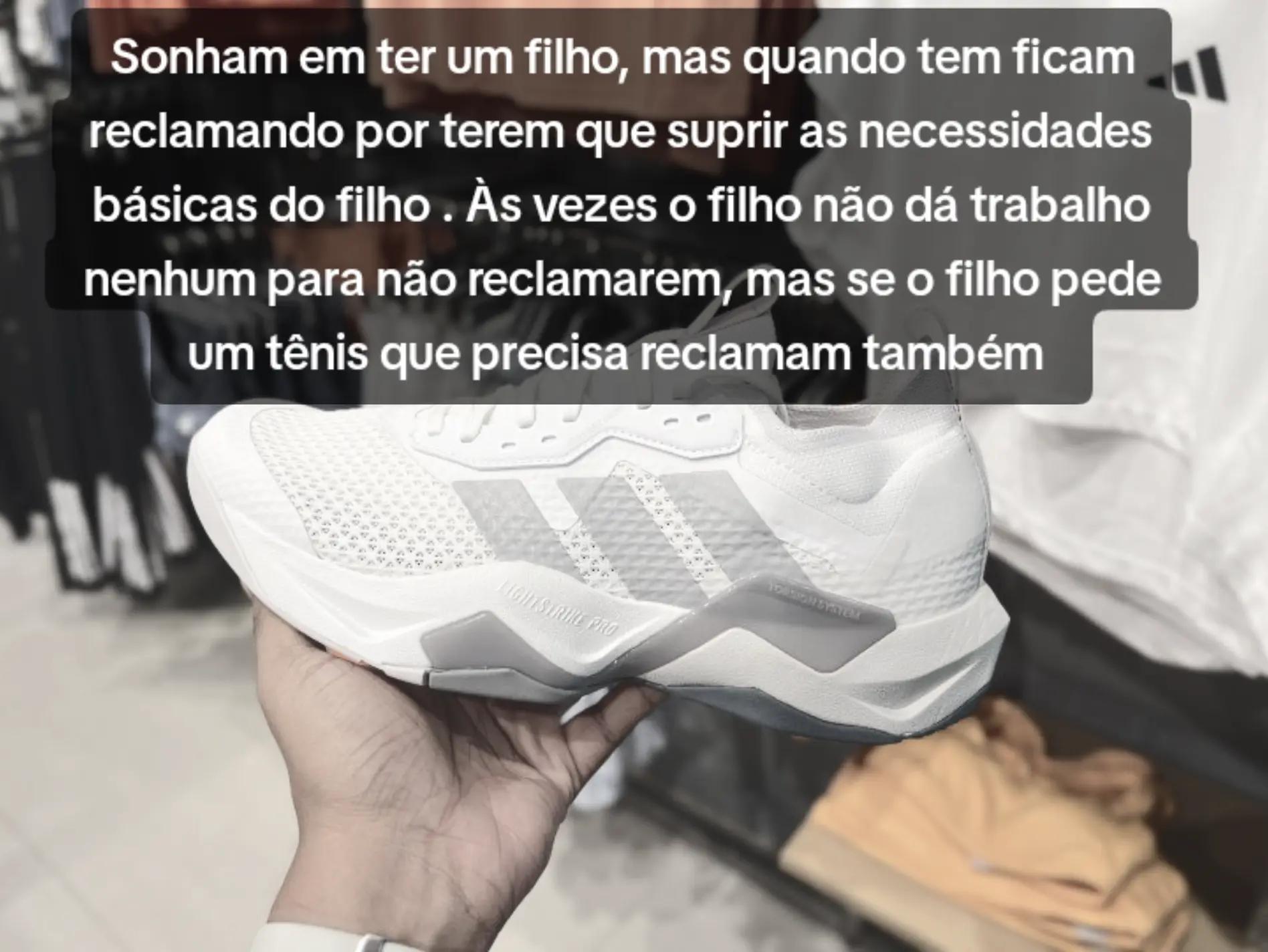 @O hip&oacute;crita das redes