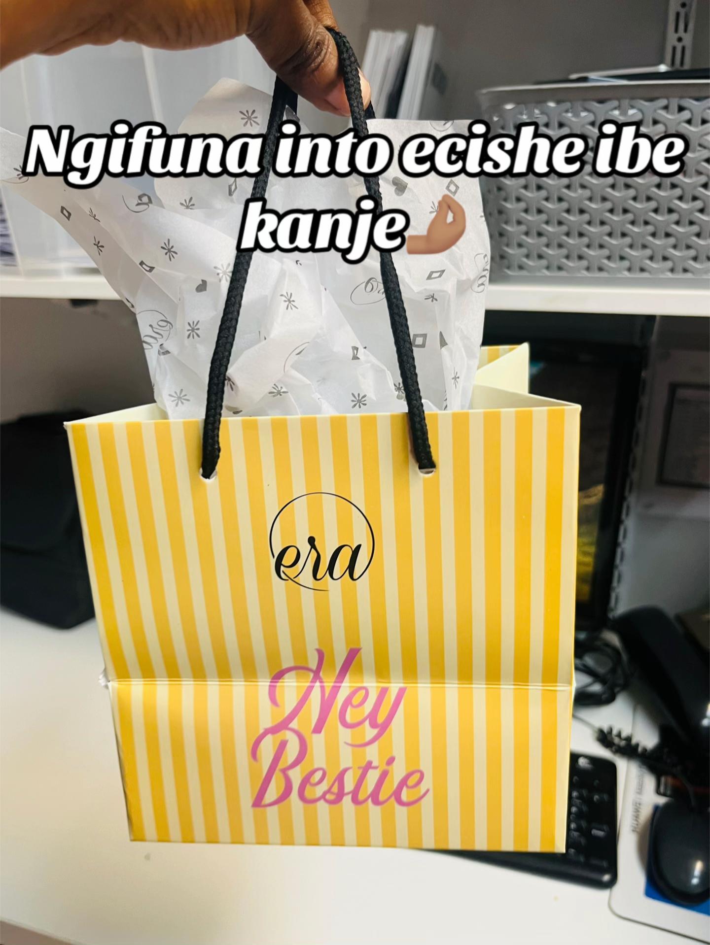 @Nomhlekhabo06