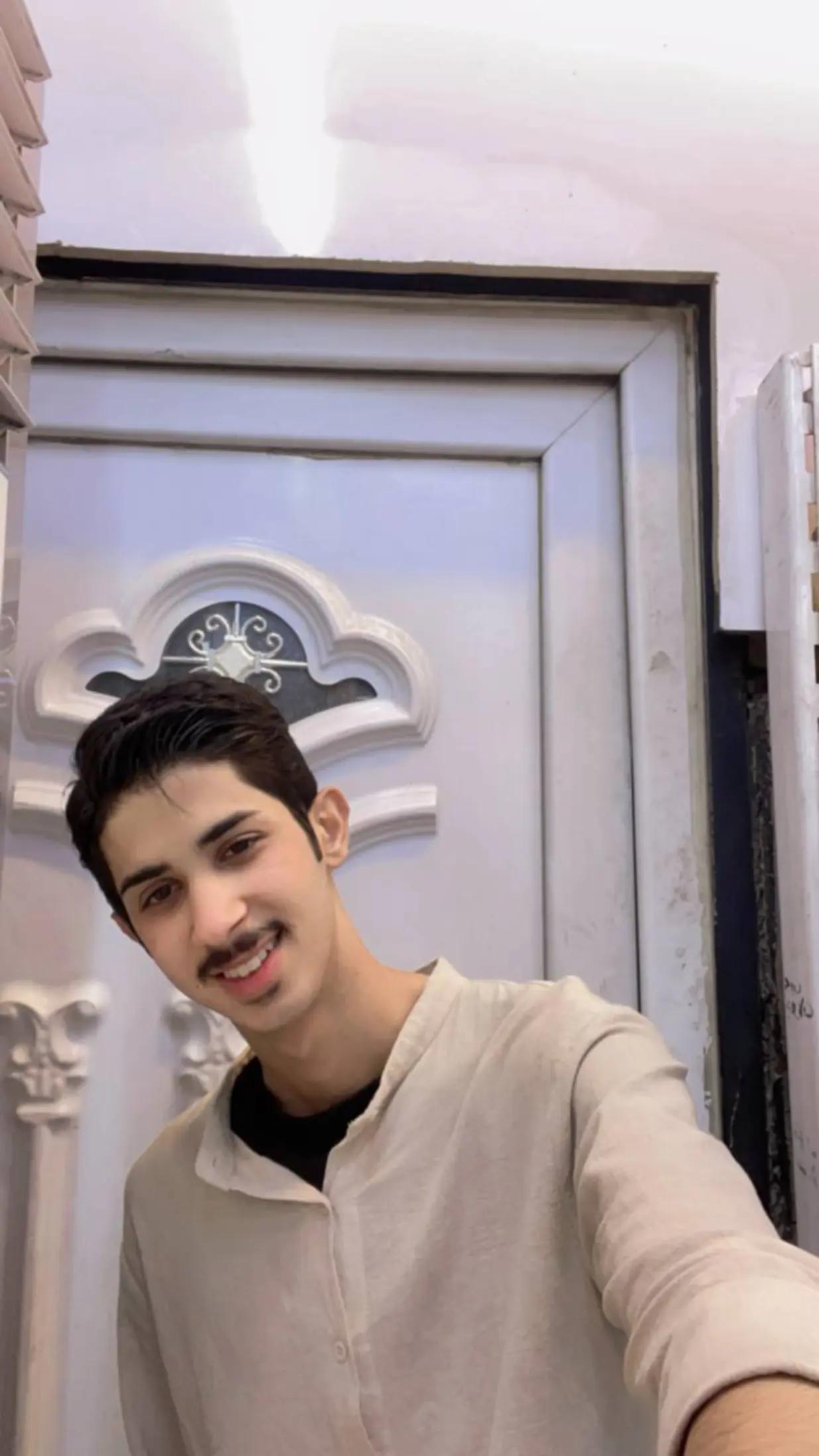 @محمد صادق