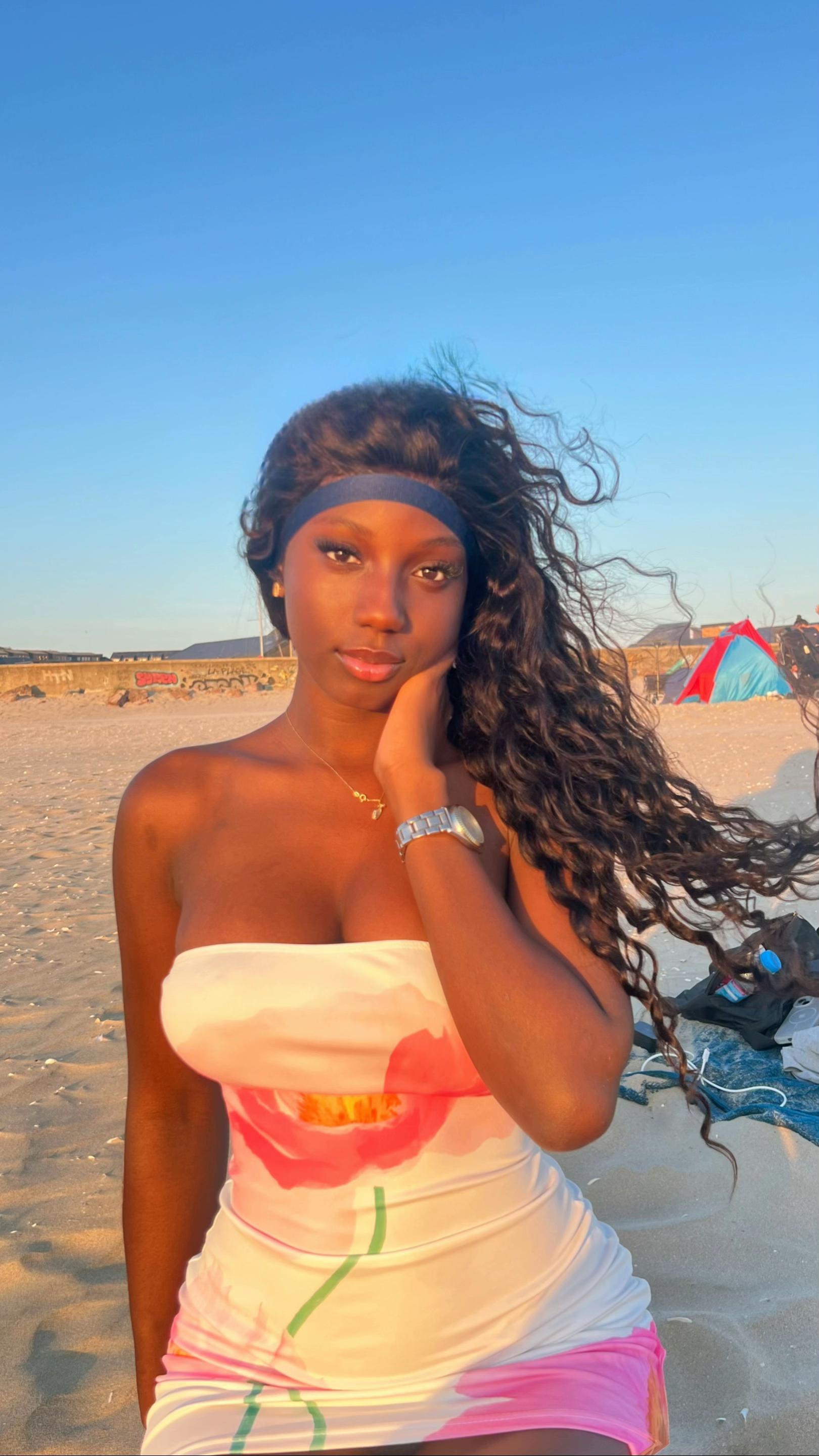 @𝑳𝑰𝑴𝑨💋