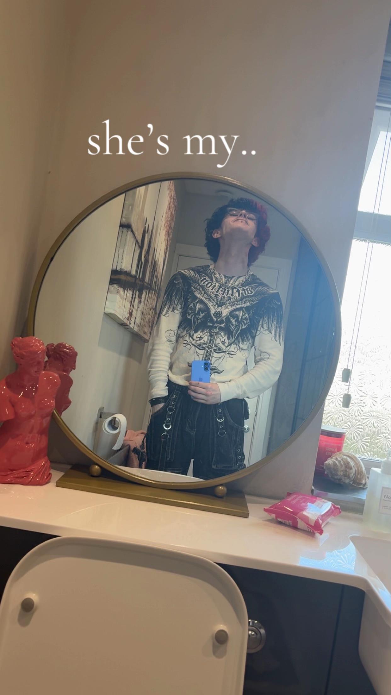 @🦇