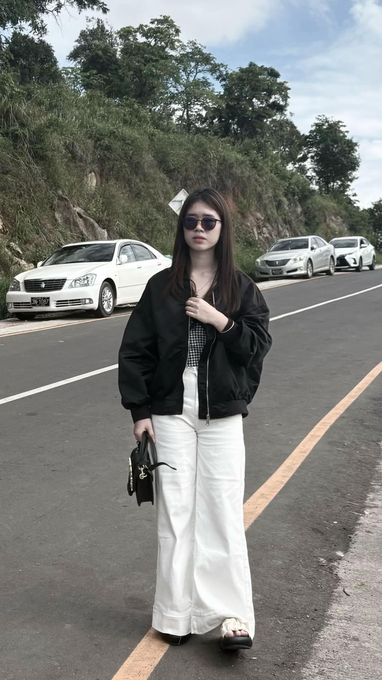@Nang Mo Kham🪴
