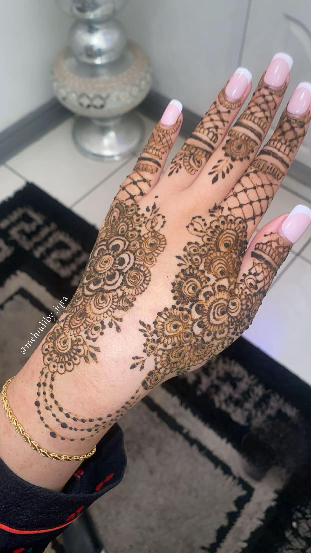 @IQRA | Birmingham HennaAritist