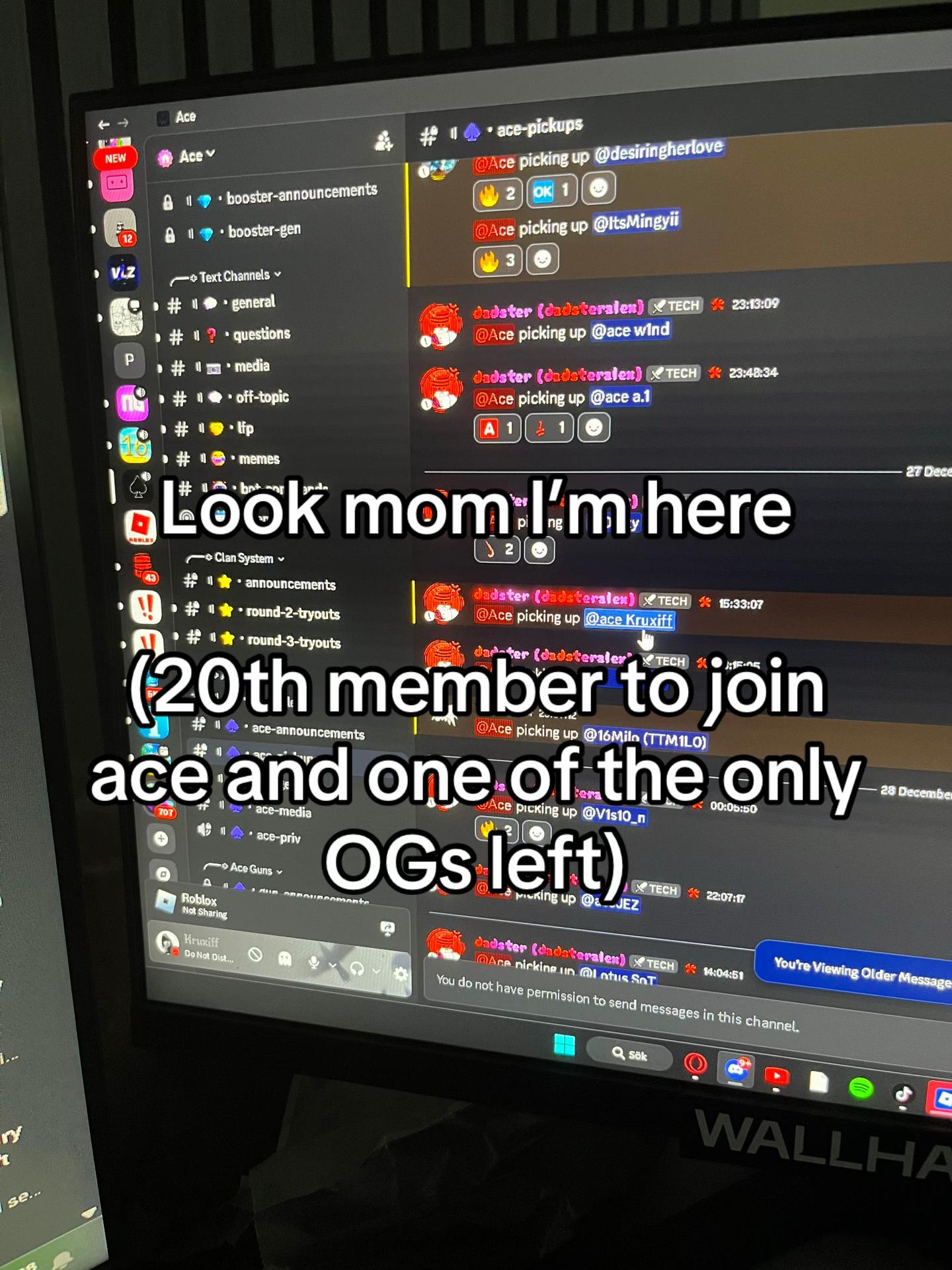 @Ace_Kruxiff
