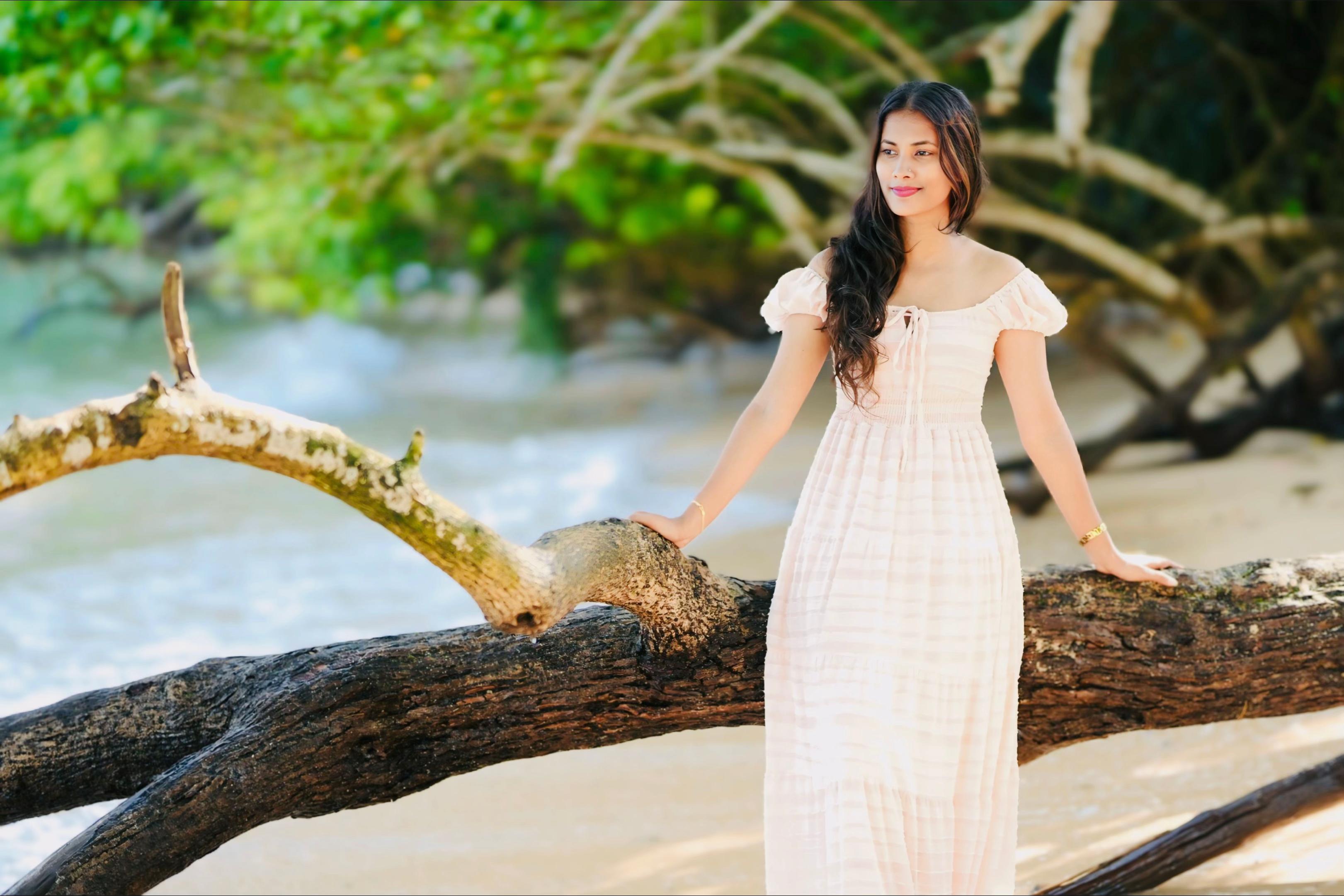 @𝑺𝒉𝒂𝑹𝒂 🦋🤍🌻