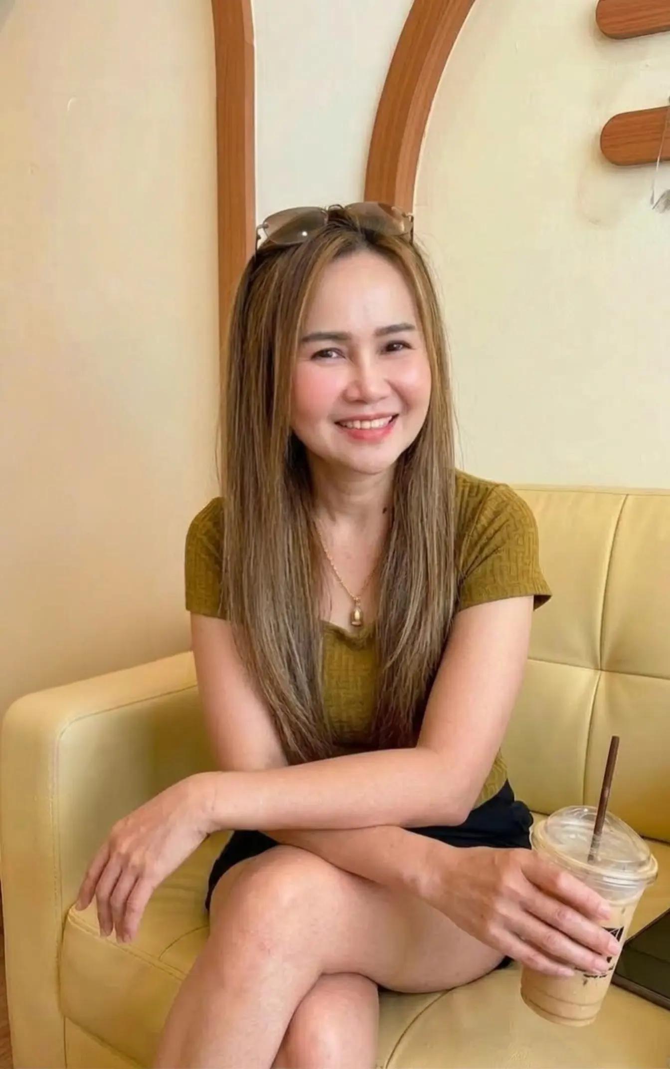 @oil🌿💚ผู้หญิงยิ้มยาก☘️💚