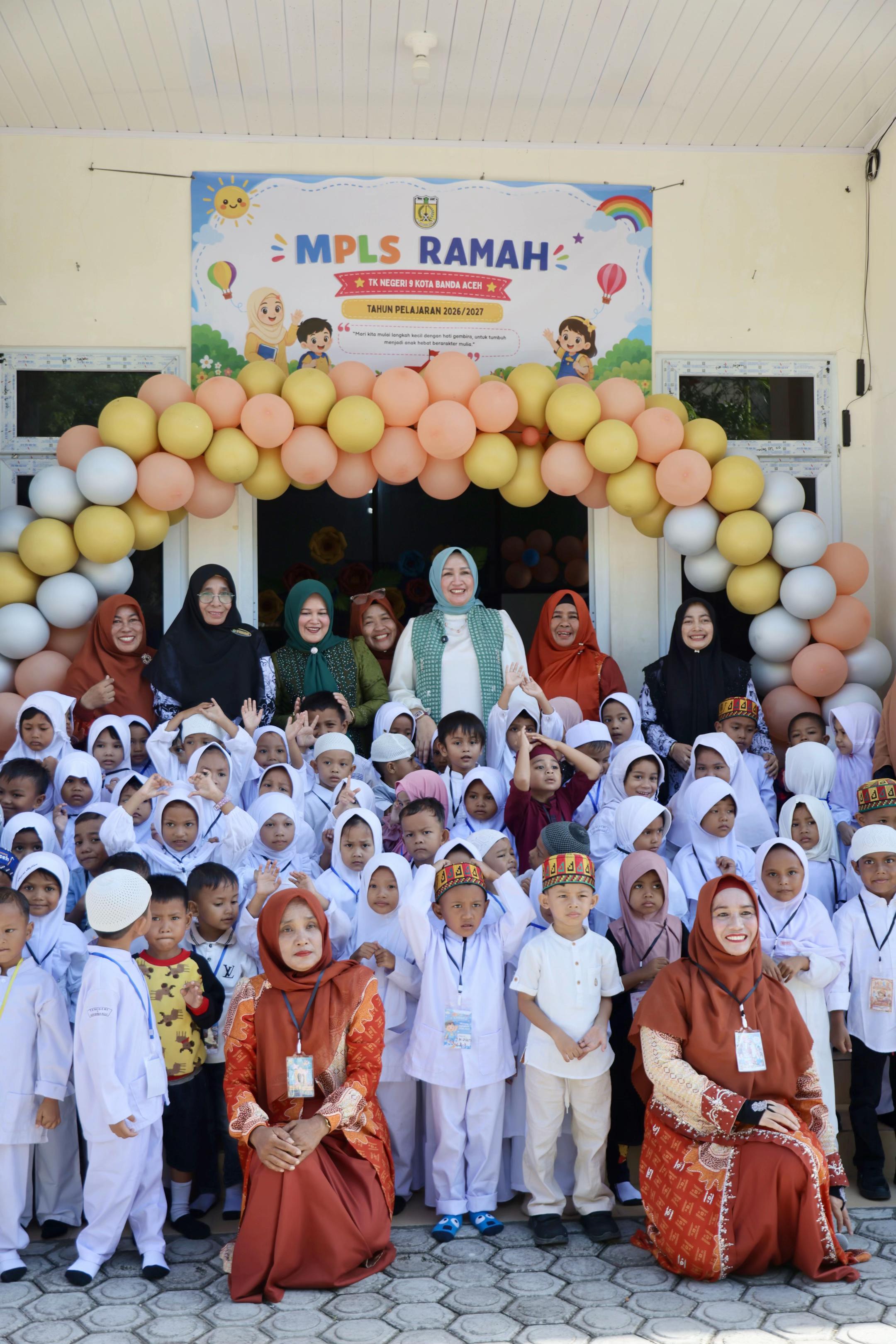 @Ny. Marlina Muzakir
