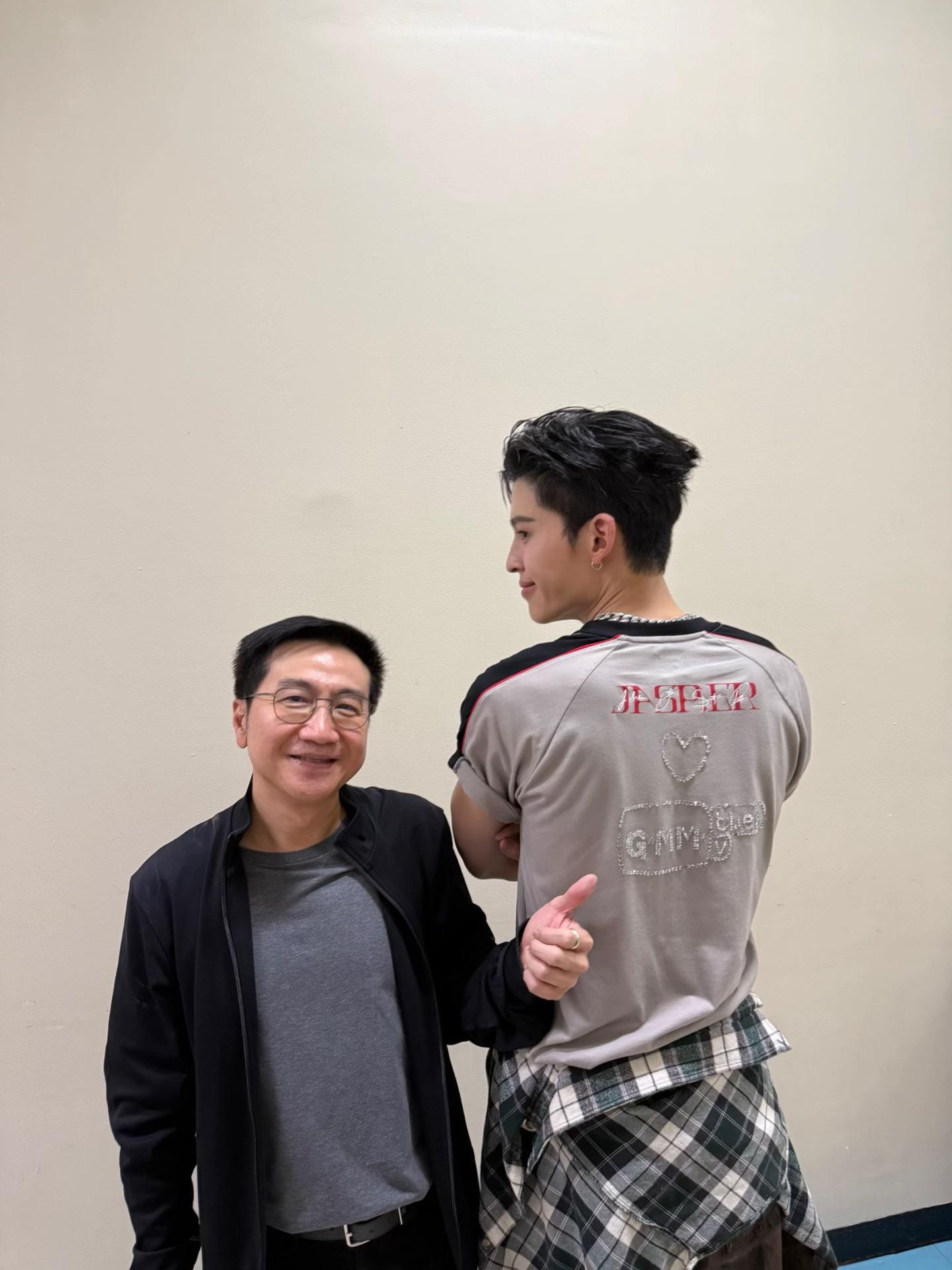 @Phonemyat Hsukyaw