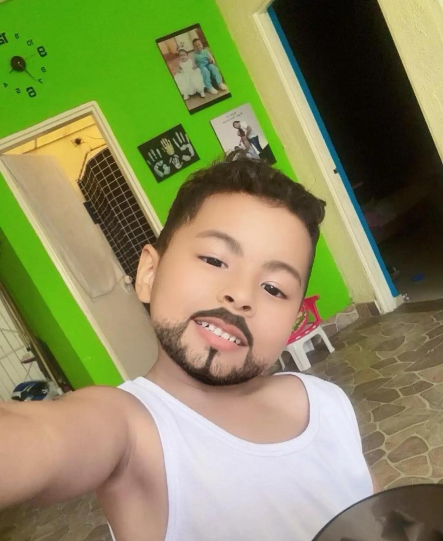 @Fefi