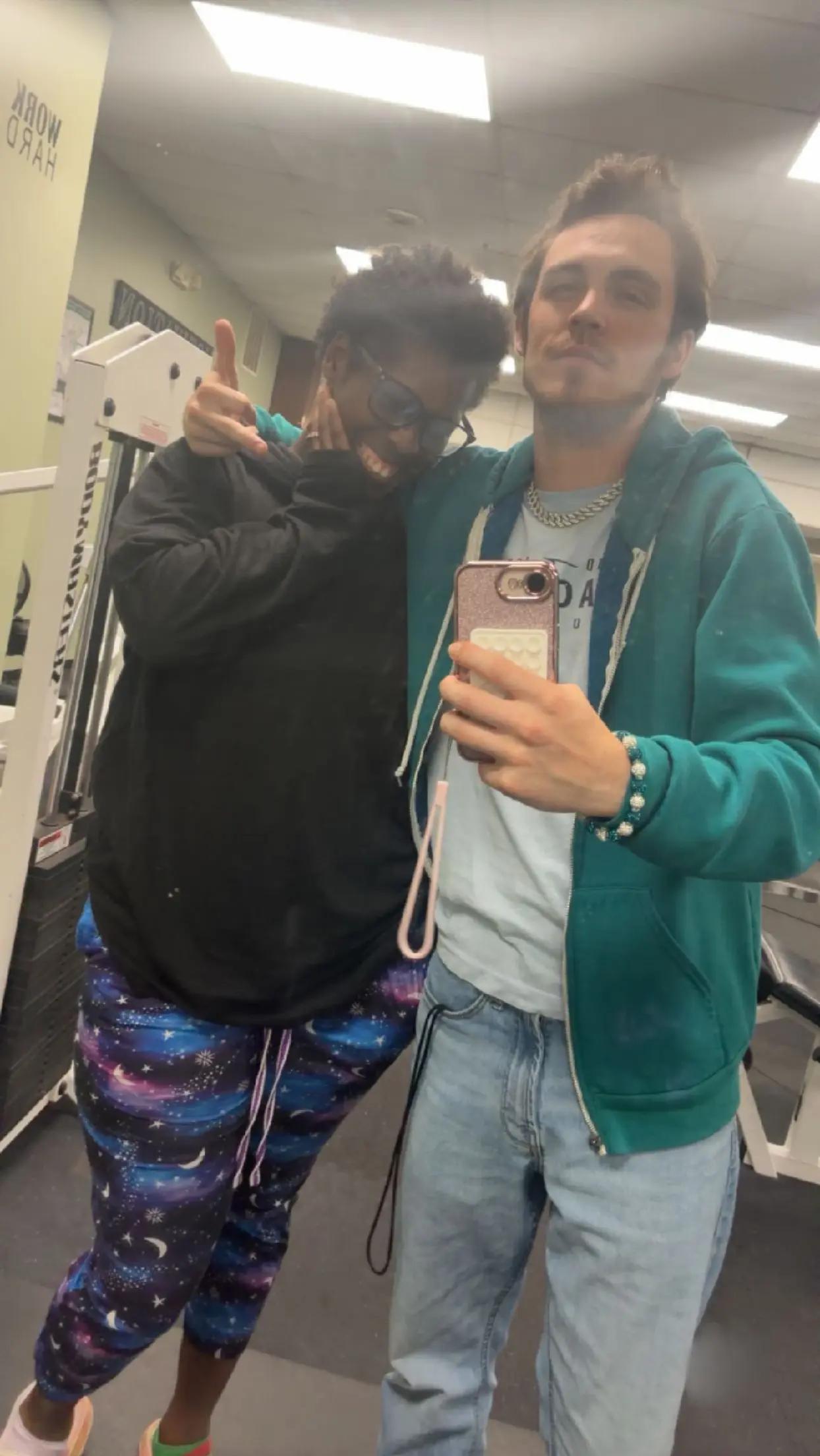 @adamrobertson052