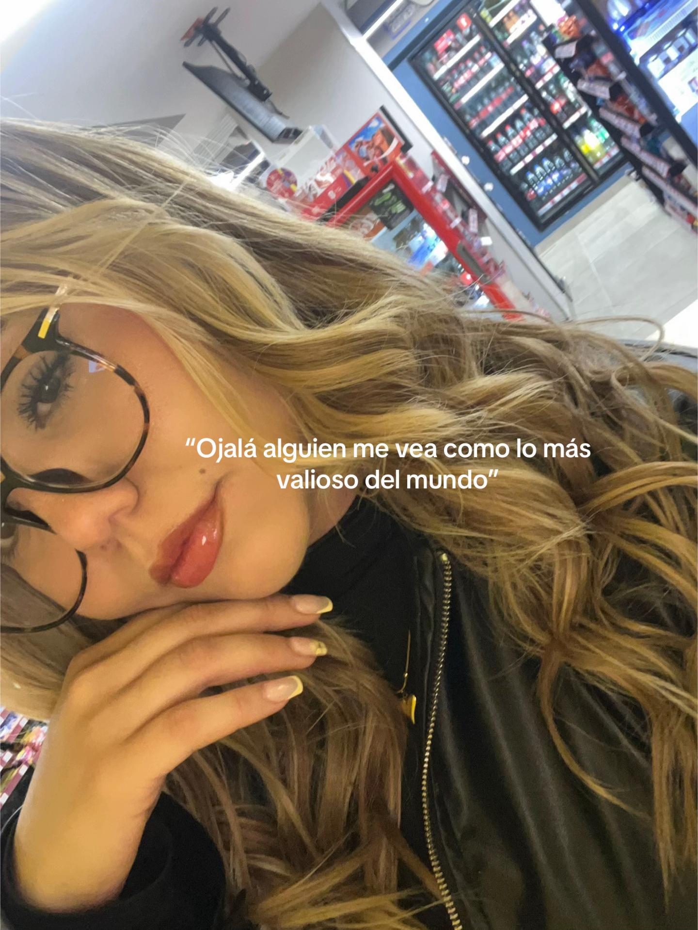 @Tati🦋