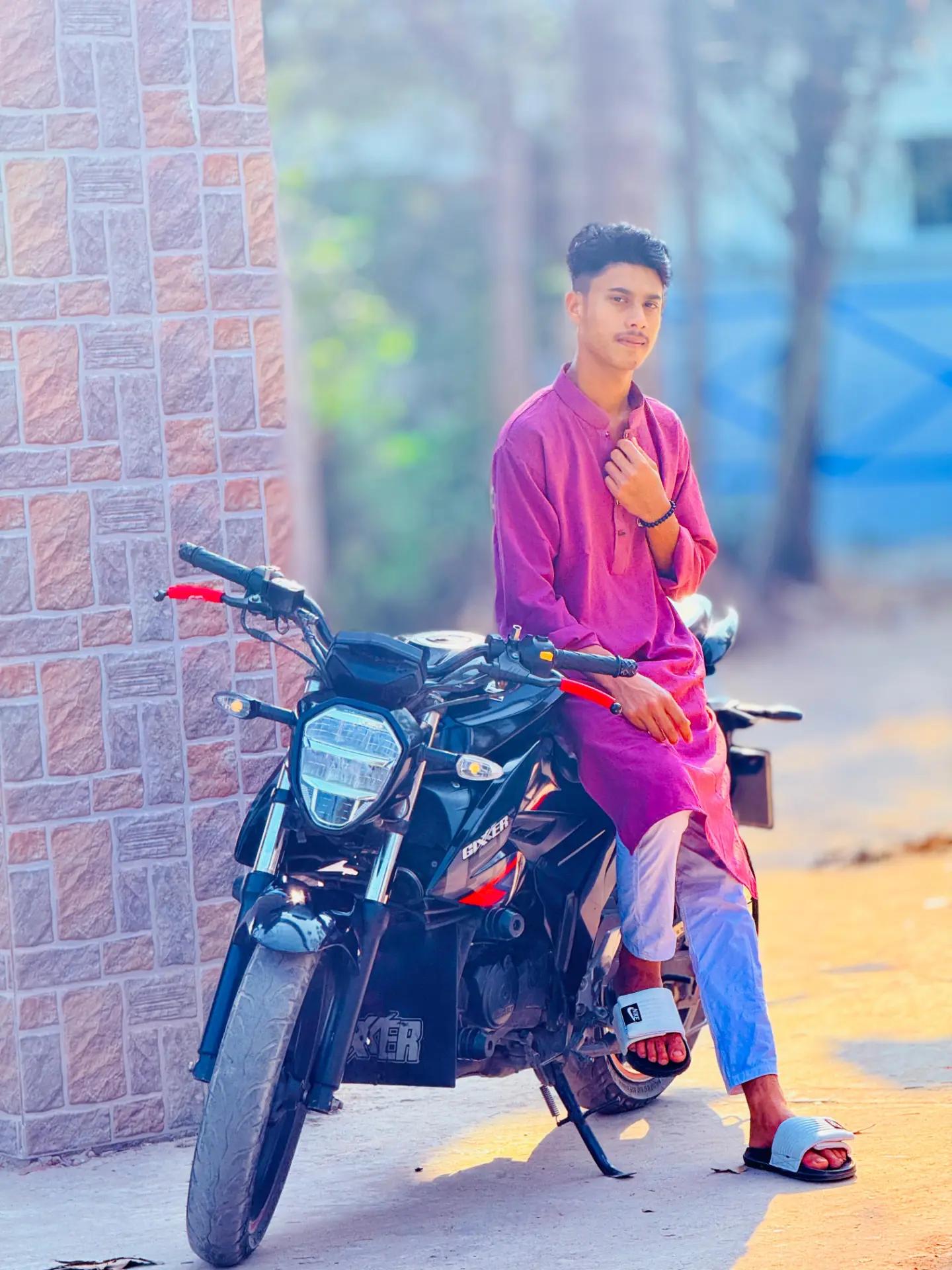 @emtiaz. 👀= Mohin