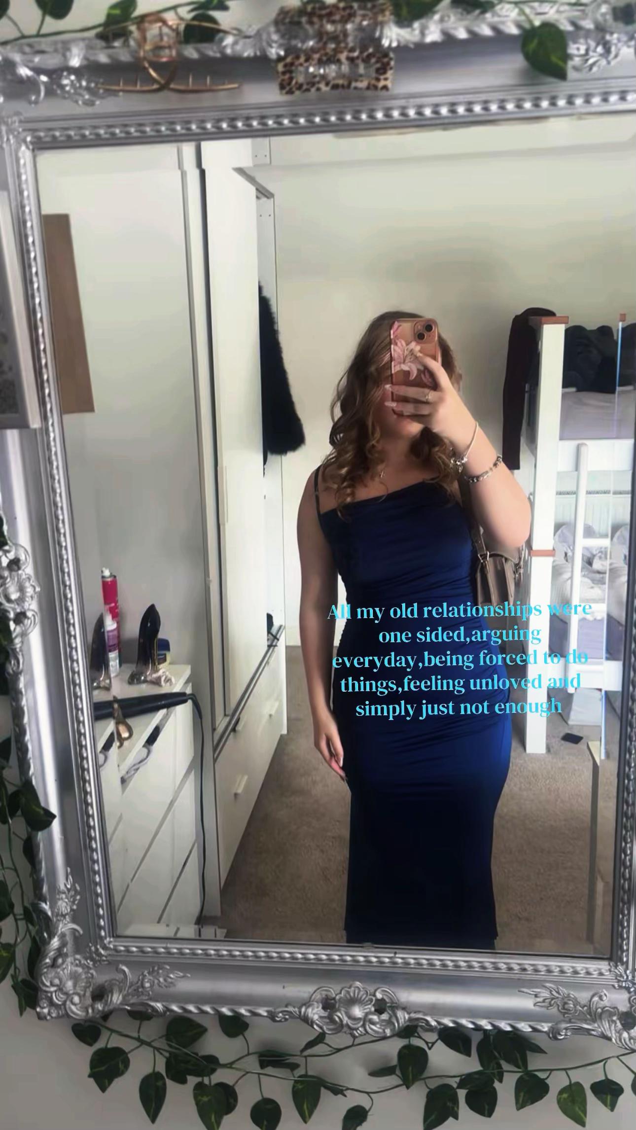 @x.amelia.x044