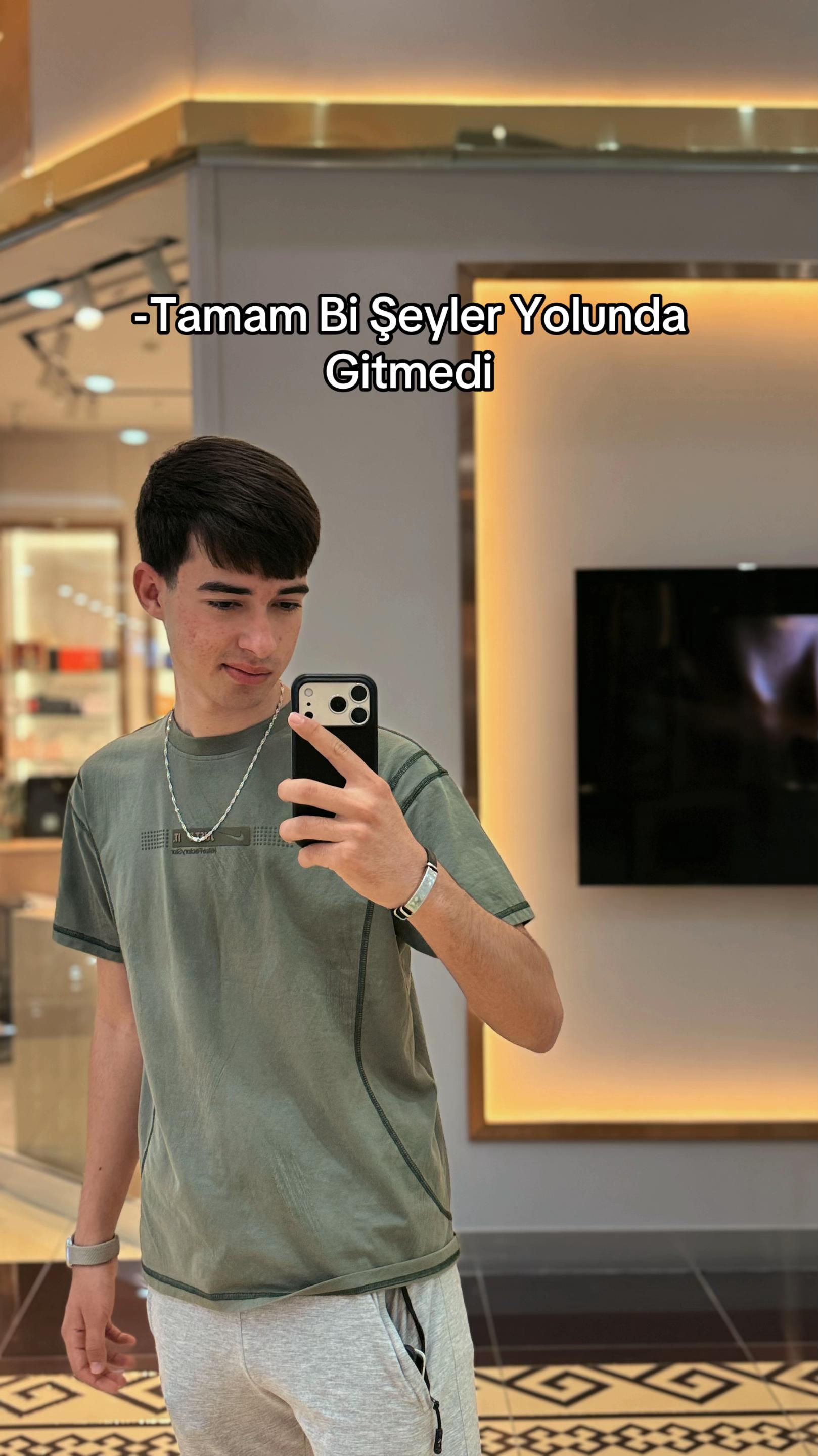 @&Yuml;unus 