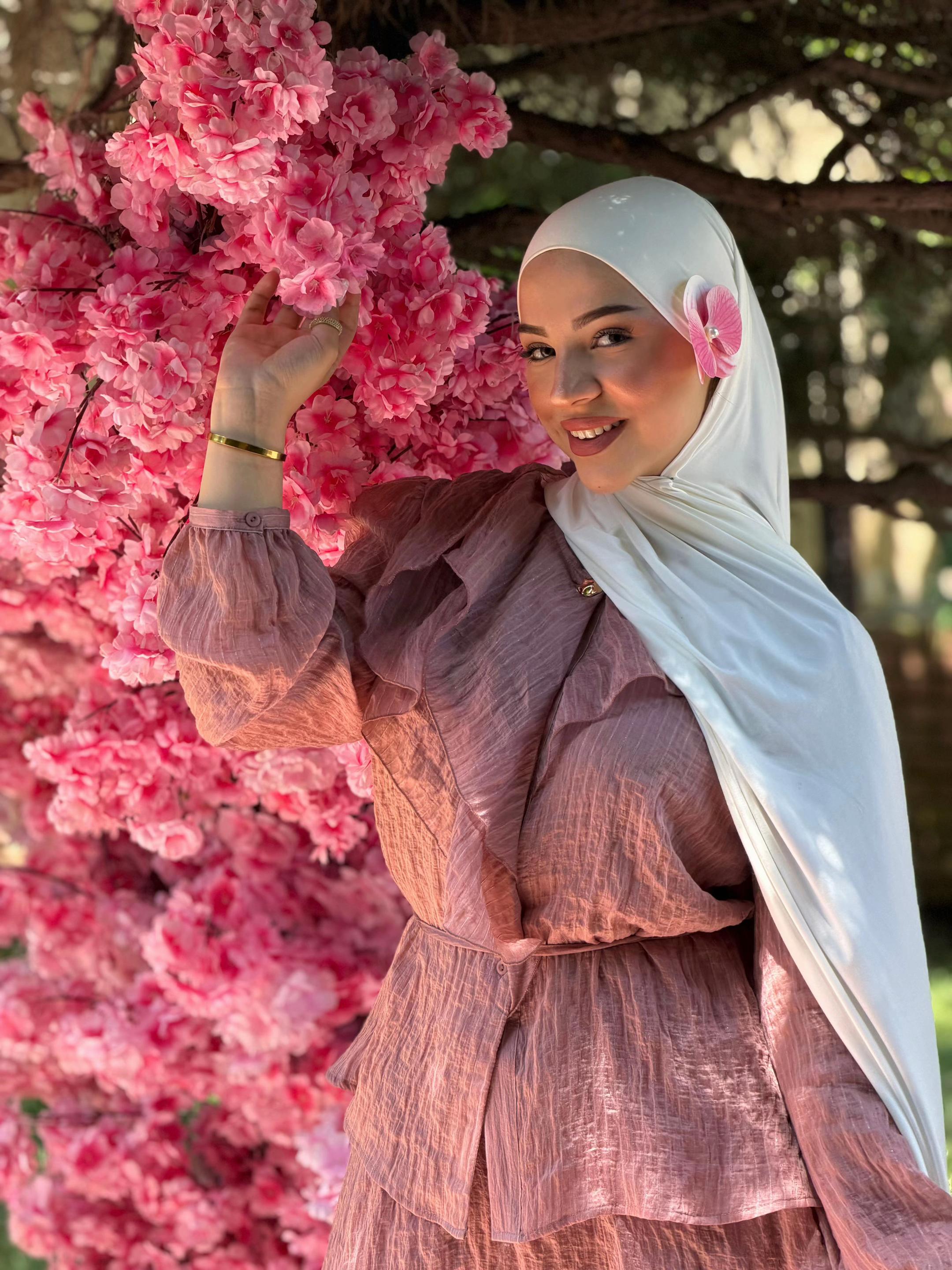@فاطمة